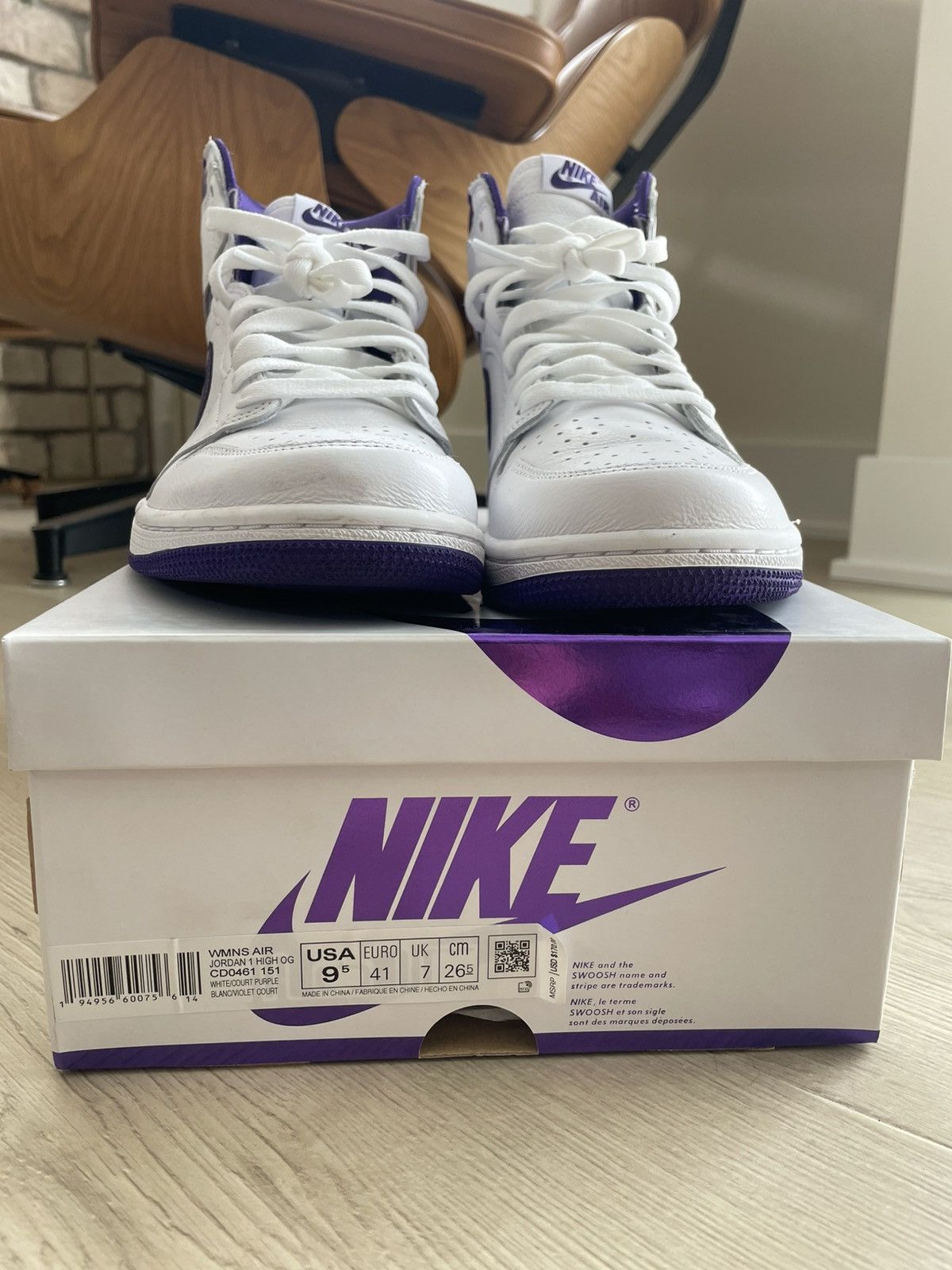 Jordan Brand Air Jordan 1 High OG Purple Size US 9.5 / IT 39.5 - 9 Thumbnail