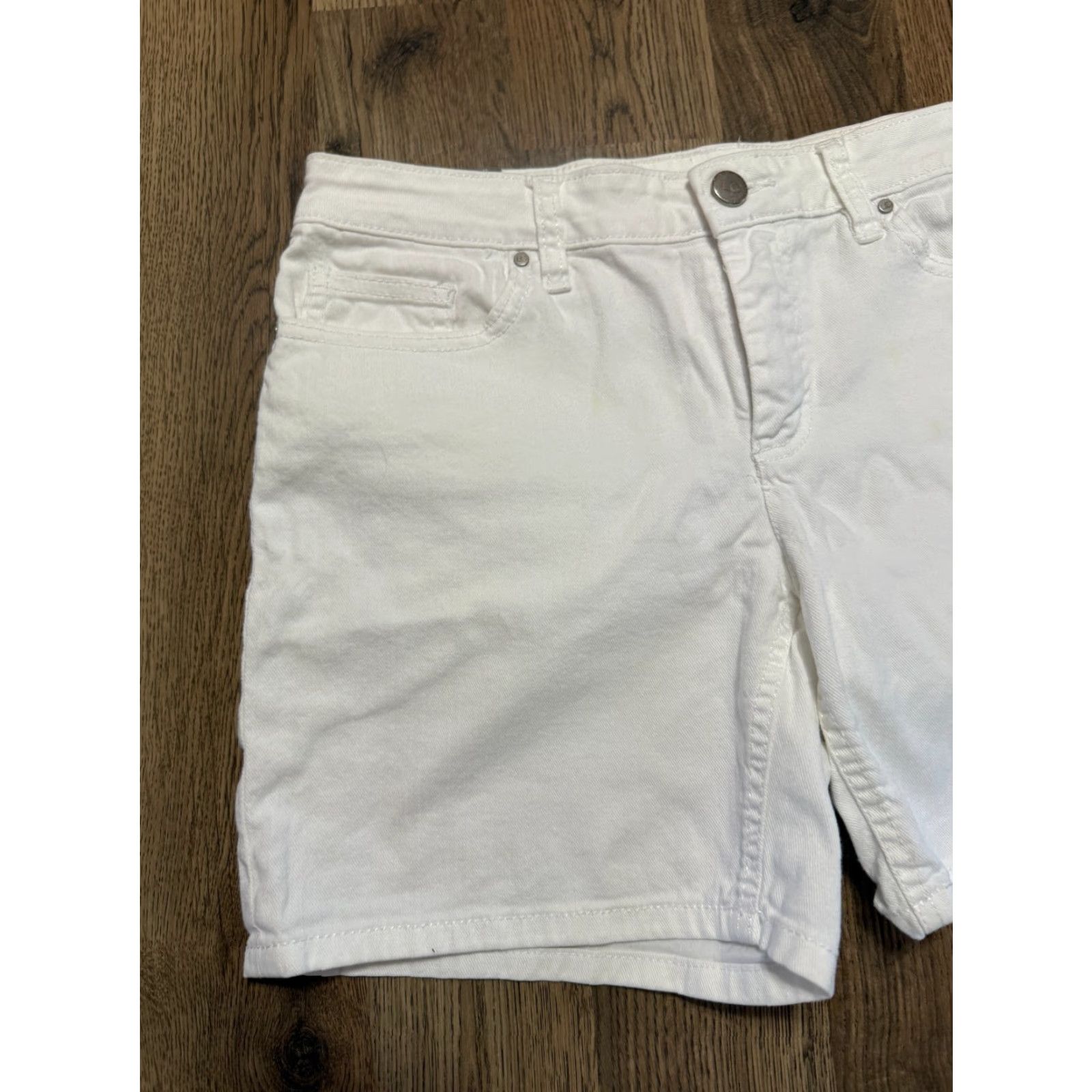 Vintage Lauren Conrad Jean Shorts Women’s Size 8 White Casual Shorts Denim LC Lauren Conrad Regular 6.5 Inseam Vintage No Size 30" / US 8 / IT 44 - 3 Thumbnail