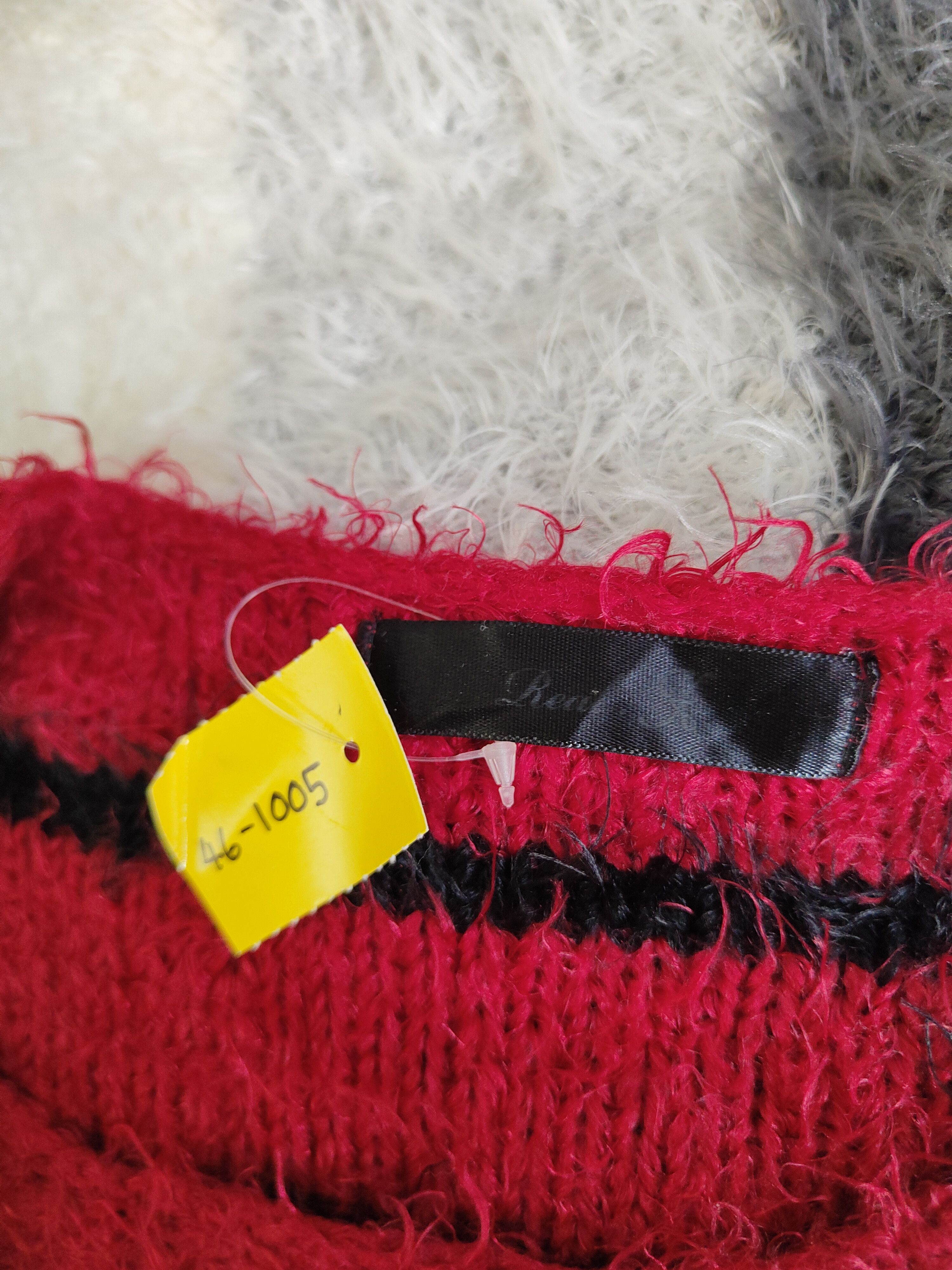 Japanese Brand DL Real X Red Black shaggy Fur Mohair Knitwear #46-1005 Size M / US 6-8 / IT 42-44 - 13 Thumbnail