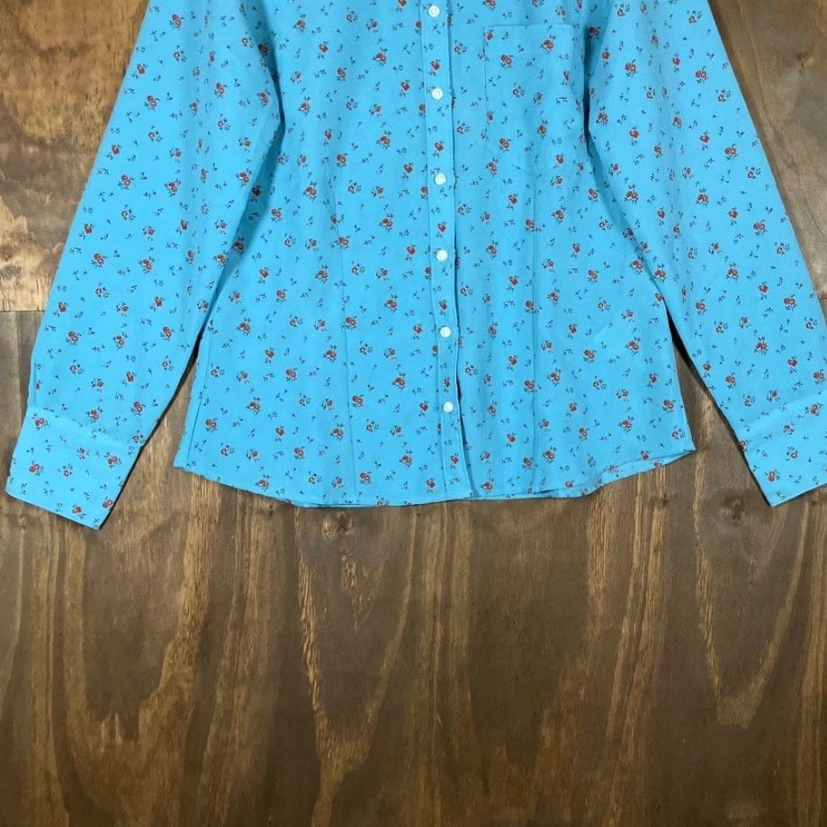 Levi's Levis Shirt Blue Floral Jasper Collared Button-Up Long Sleeve M Women’s Regular Size M Casual Western, Momcore, Basic, Floral, Button-Up, 1940s-Style? Size M / US 6-8 / IT 42-44 - 3 Thumbnail