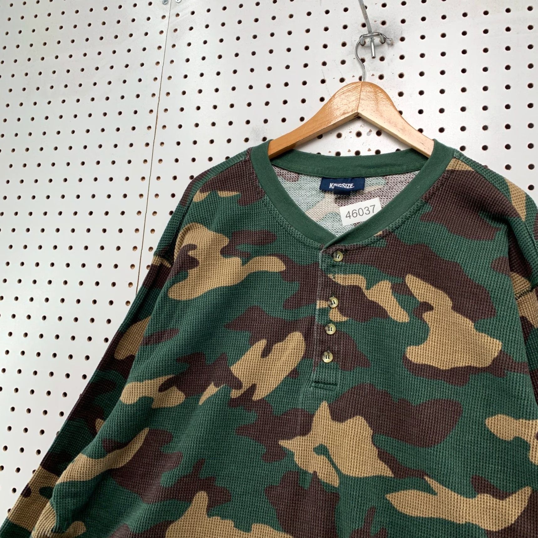 Vintage VINTAGE KingSize Camo Thermal Shirt Mens Big 4XL Henley Camouflage Long Sleeve Size US XXL / EU 58 / 5 - 7 Thumbnail