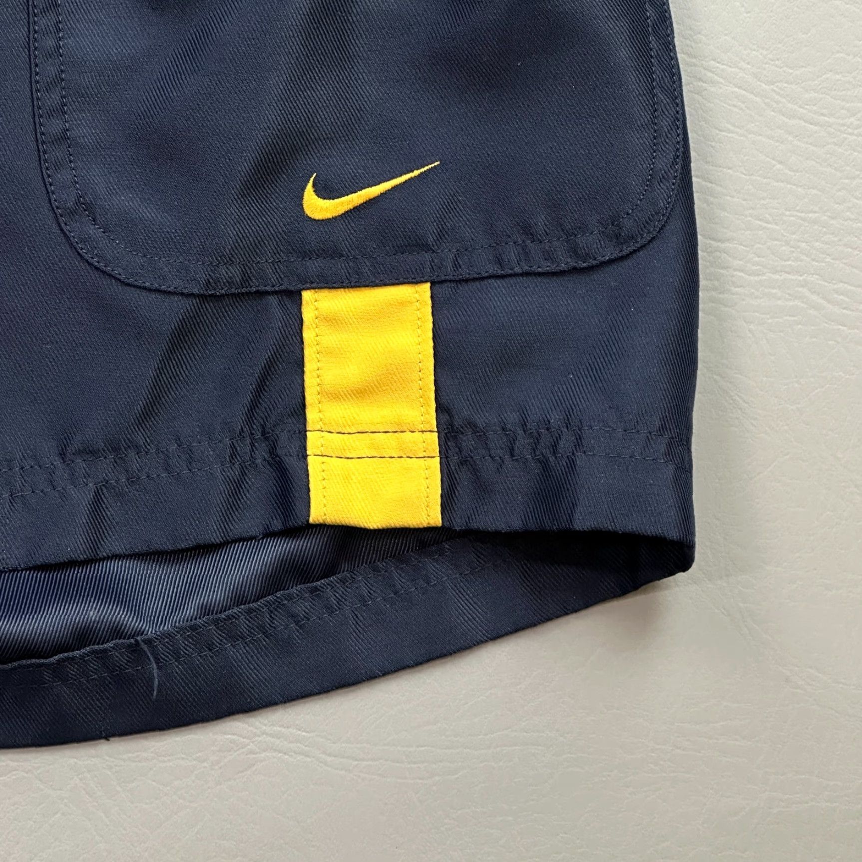 Nike VINTAGE Nike Shorts Mens 2XL Blue Yellow Cargo Elastic Waist Training Y2K Size US 39 - 2 Thumbnail