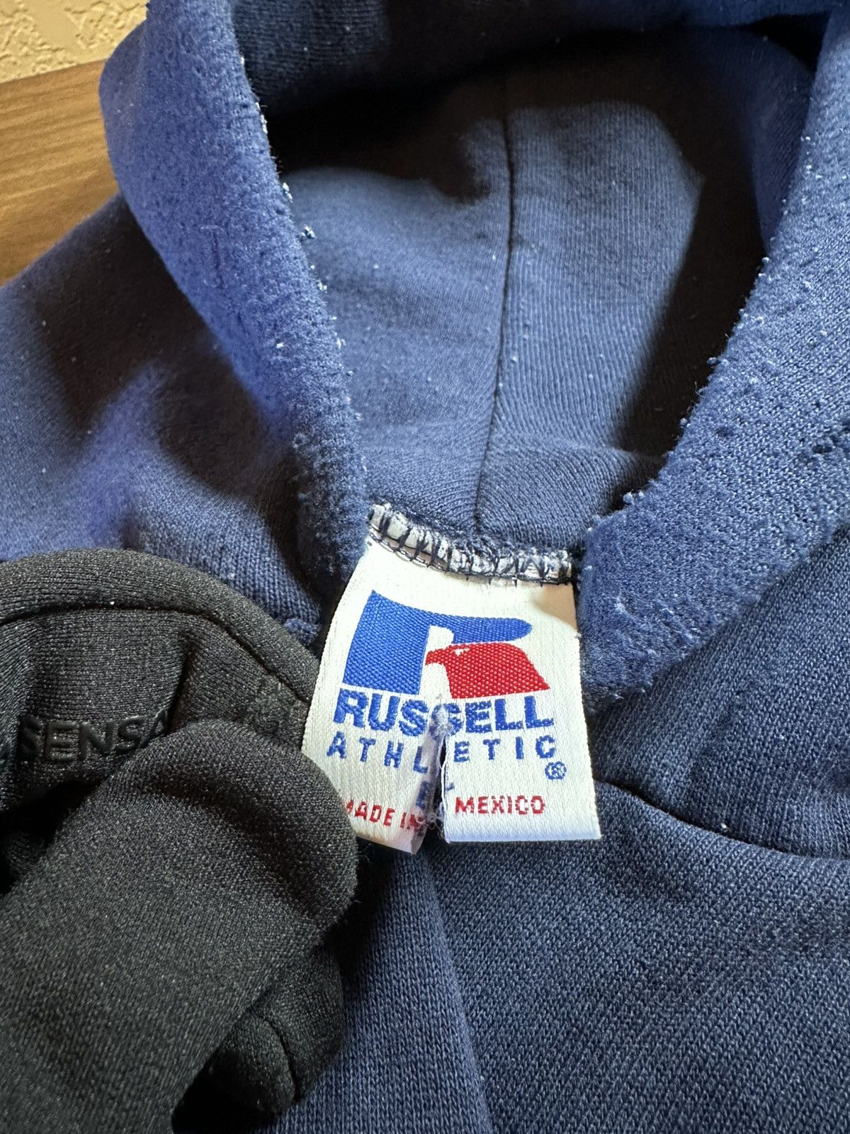 Vintage 🦅 vintage 90s Russell Athletic Born Free Choppers Hoodie Size US L / EU 52-54 / 3 - 4 Thumbnail
