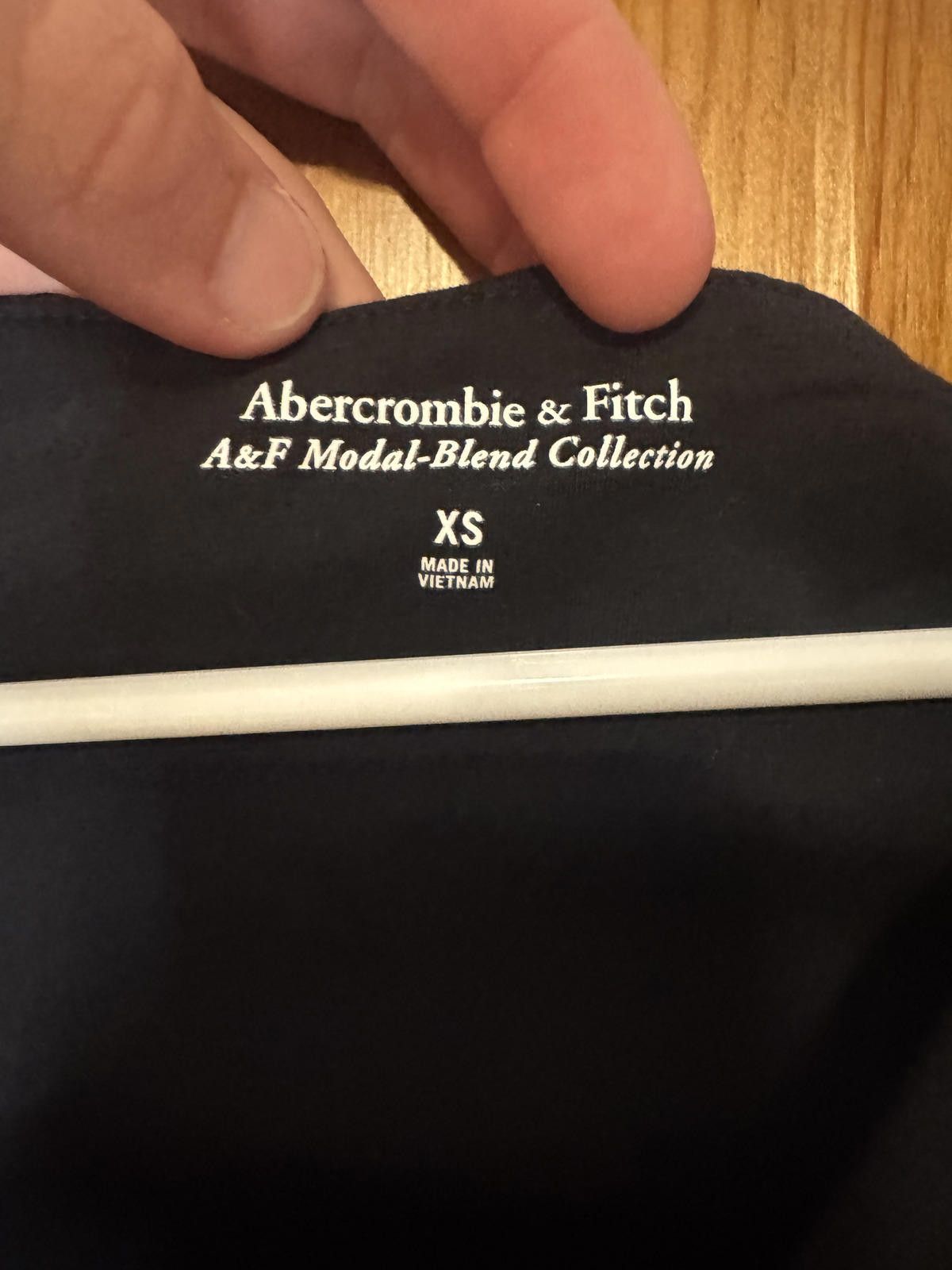 Abercrombie & Fitch Abercrombie & Fitch Women's Black Sleeveless Top XS Size ONE SIZE - 3 Thumbnail