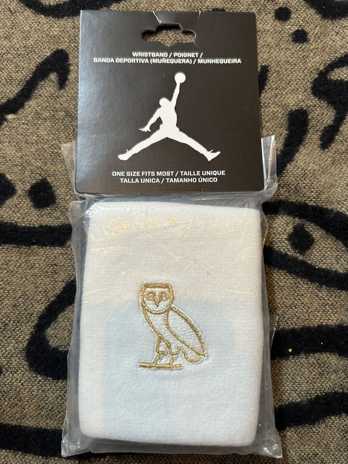 Jordan Brand × October's Very Own 2016 Jordan Brand x OVO Hand Band Size ONE SIZE - 4 Thumbnail