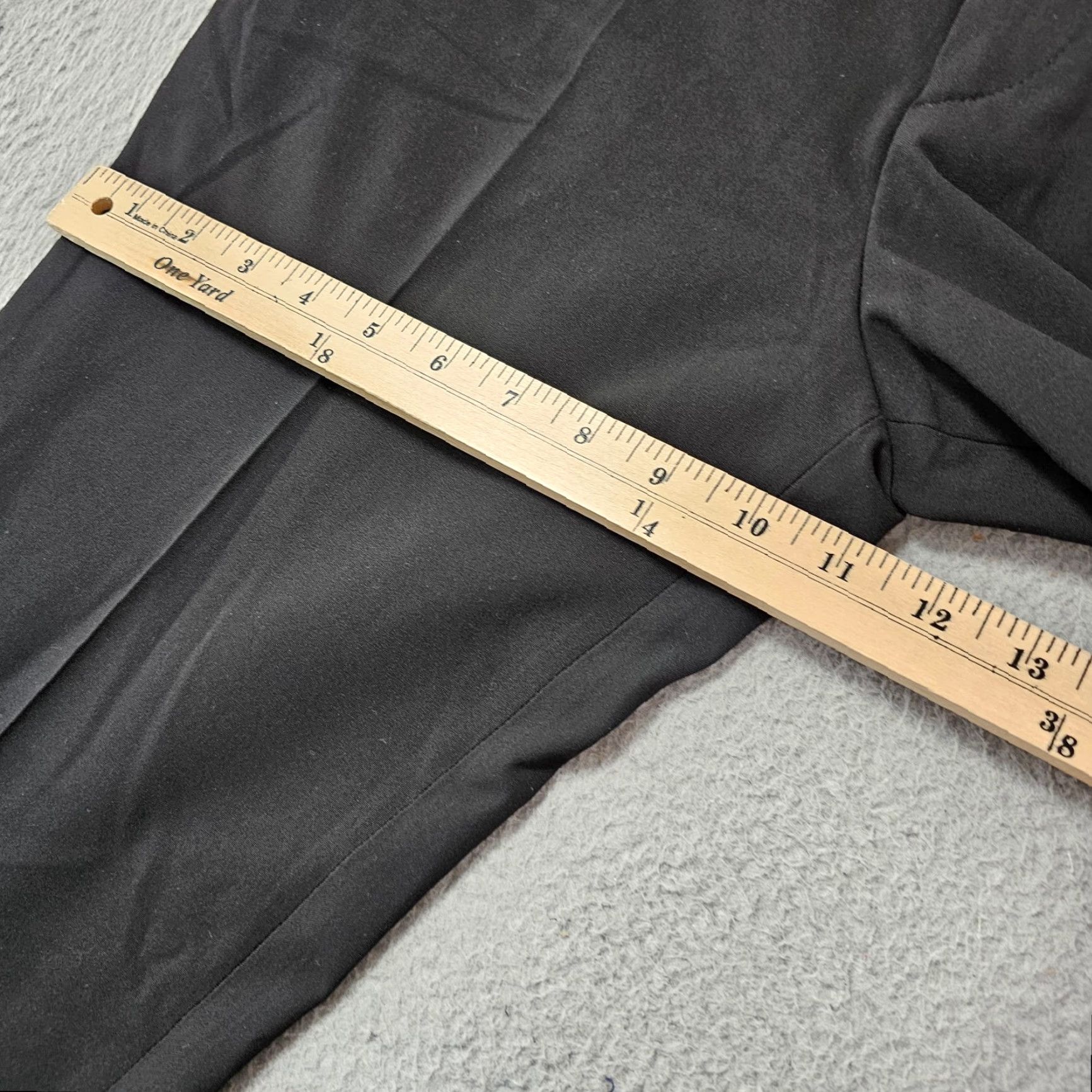 H&M H&M Dress Pants Mens 30x30 Black Slim Fit Chinos Flat Front Slacks Trousers Dress Pants Mens Slim Fit Black 30x30 Size US 30 / EU 46 - 7 Thumbnail