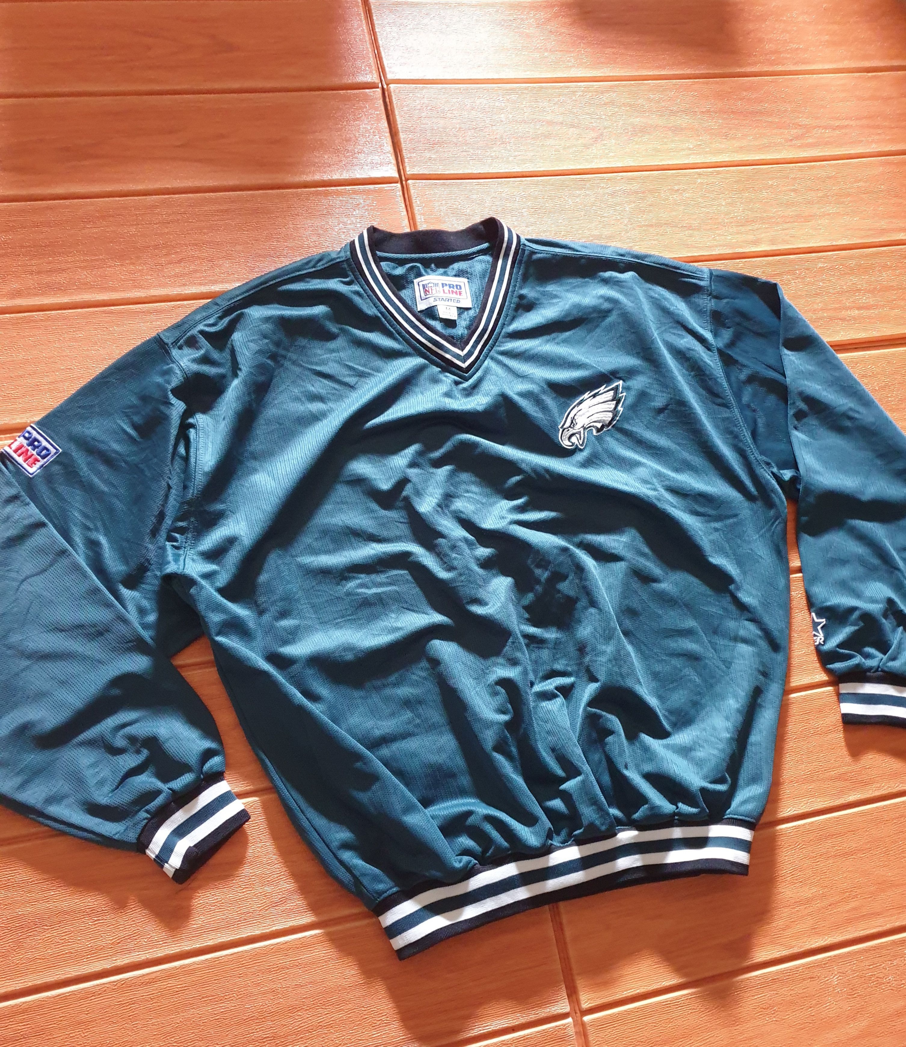NFL 💥Nfl Pro line eagles green colour sweater Size US L / EU 52-54 / 3 - 4 Thumbnail