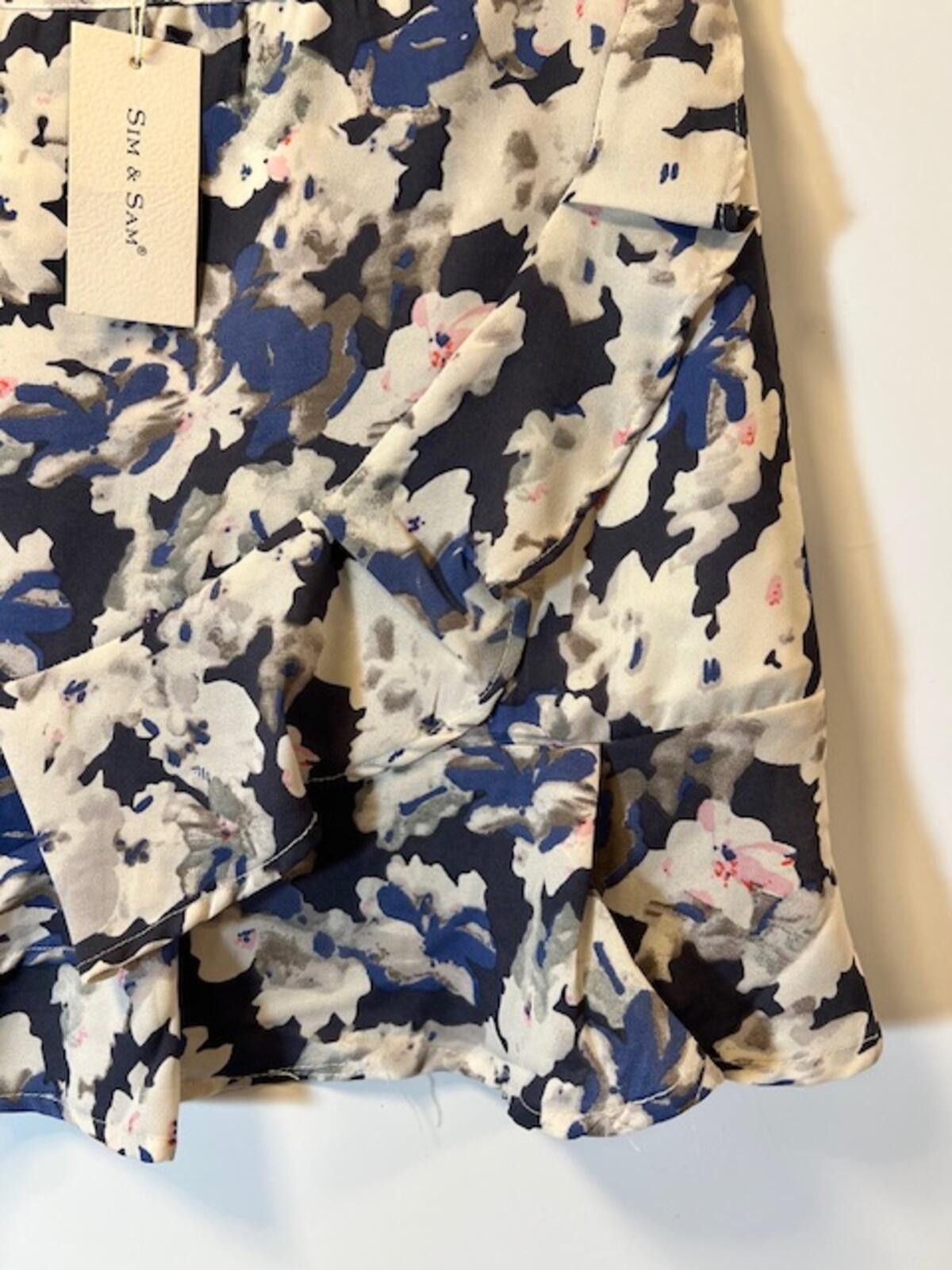 Other Sim and Sam Floral skirt Size 36" / US 14 / IT 50 - 4 Thumbnail