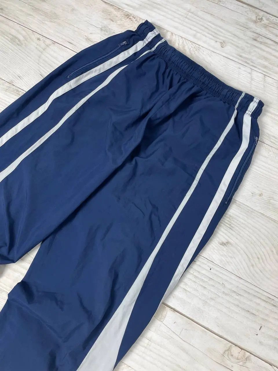 Nike Vintage Nike Track Pants 00s Swoosh Nylon Striped Size US 32 / EU 48 - 3 Thumbnail