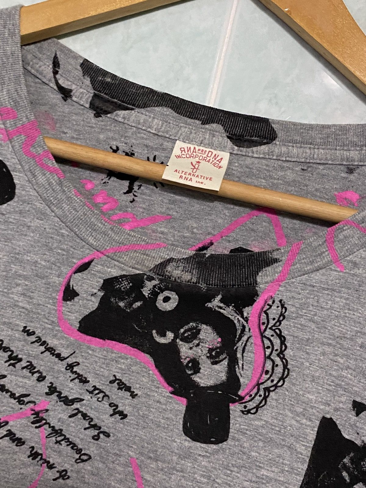 Japanese Brand RNA INC JAPAN SEXY MODEL OVERPRINT JAPAN TSHIRT Size US M / EU 48-50 / 2 - 5 Thumbnail