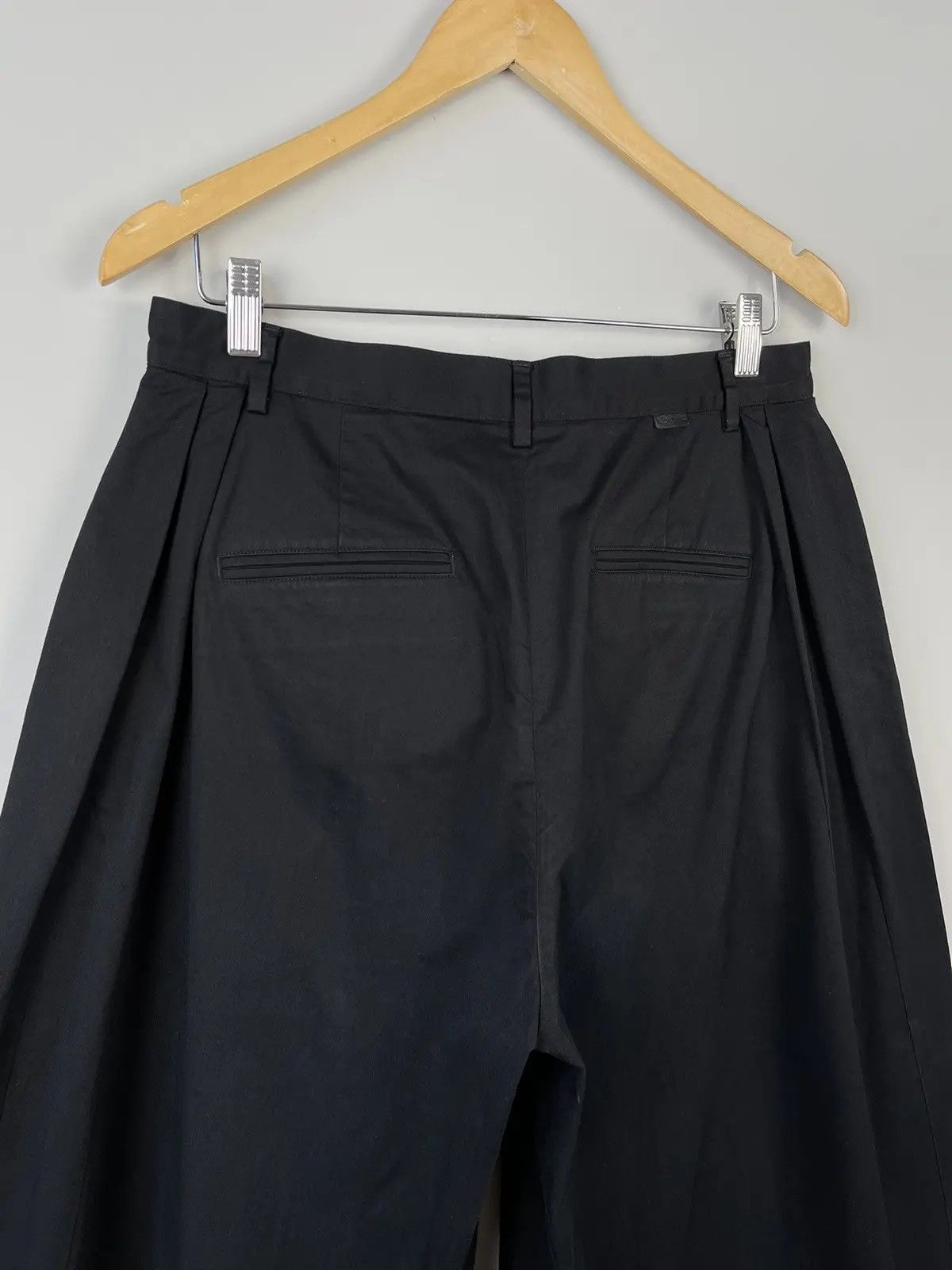Moncler Moncler Genius Flored Archiv Pants Noir Kei Ninomiya Size 30" / US 8 / IT 44 - 5 Thumbnail