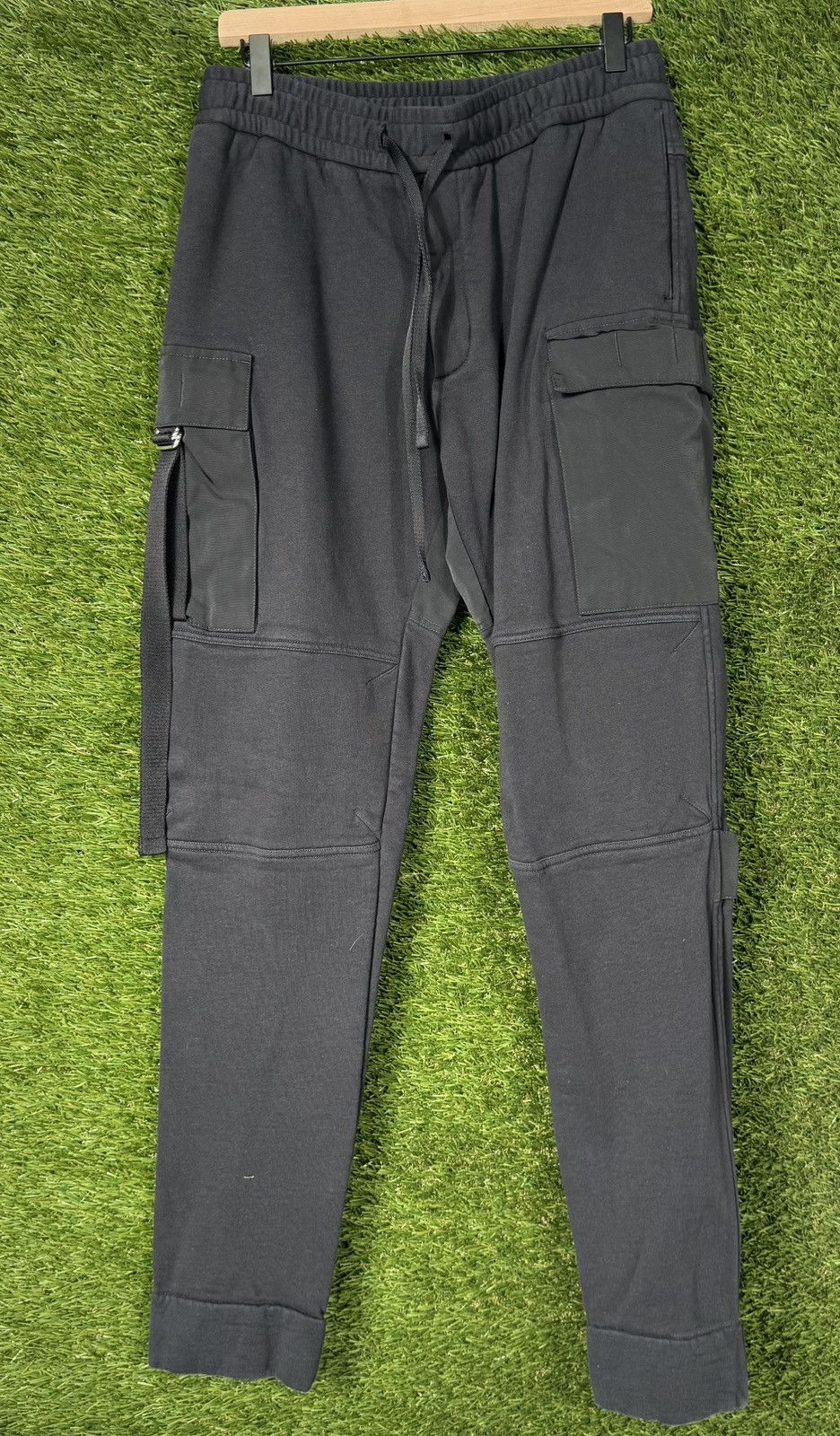 1017 ALYX 9SM 1017 ALYX 9SM cargo sweatpants Size US 36 / EU 52 - 3 Thumbnail