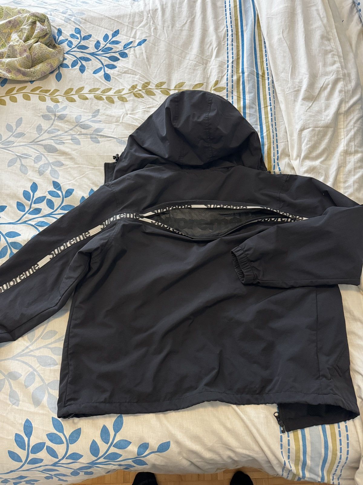 Supreme reflective zip hooded jacket