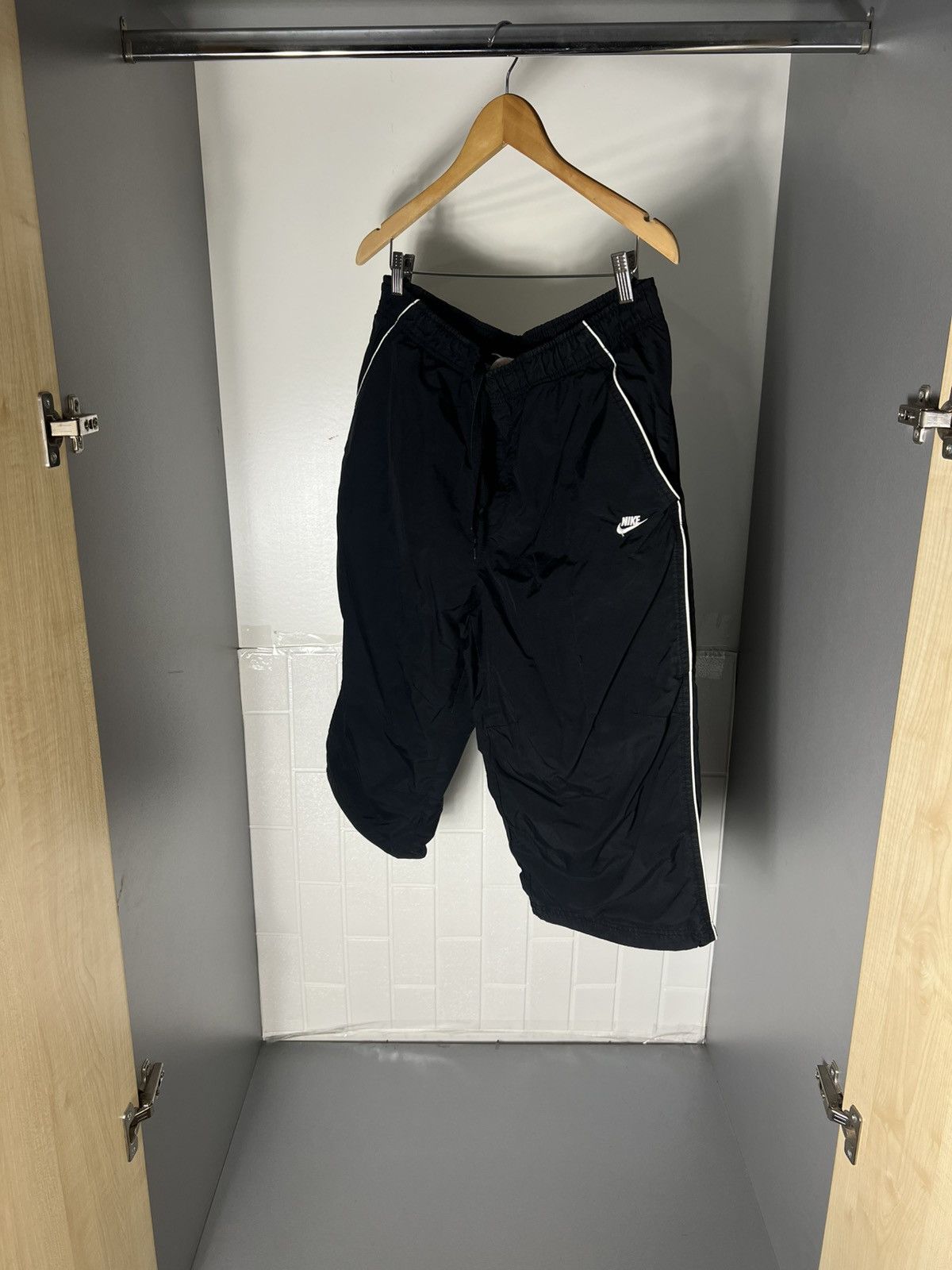 Nike VINTAGE NIKE NYLON RETRO SHORTS DRILL SWOOSH USA Y2K 90s SK8 Size US 36 / EU 52 - 7 Thumbnail
