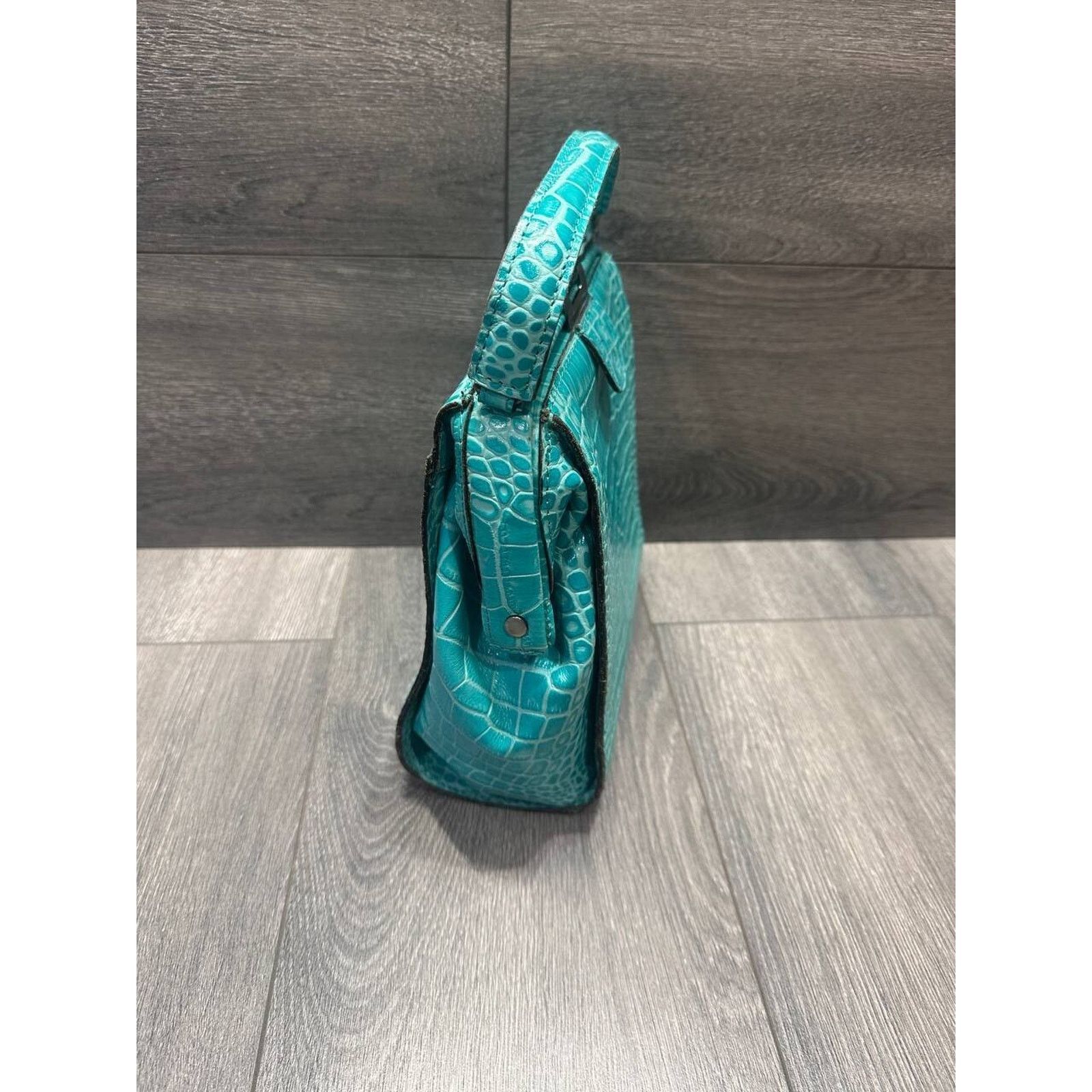 Patricia Nash Patricia Nash Leather Croc Embossed Frame green bag A386257 Size ONE SIZE - 9 Thumbnail
