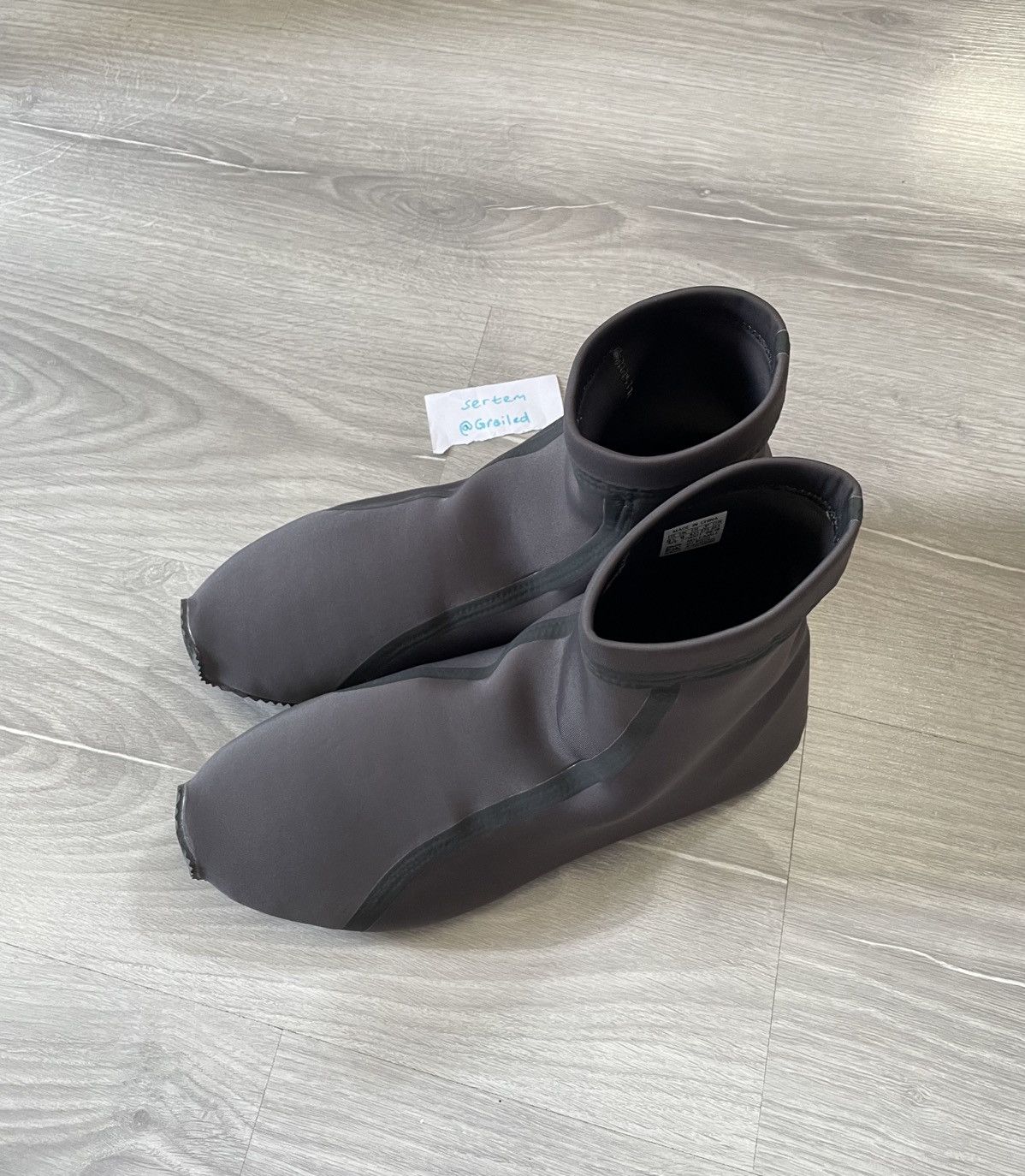 yeezy scuba coachella