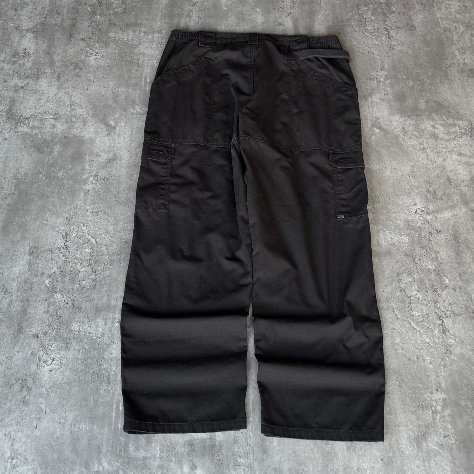 5.11 × Carhartt × Vintage Vintage Y2K Baggy Double Knee Black Cargo Tech Grunge Pants Size US 37 - 2 Thumbnail