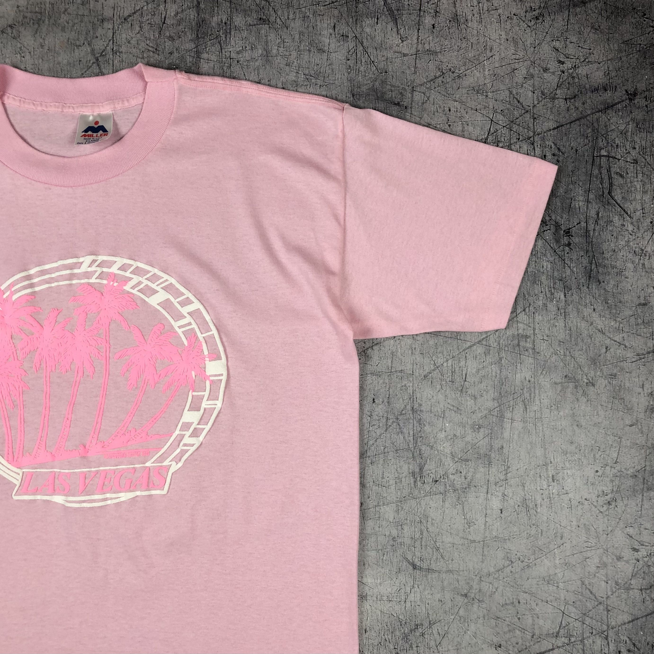 Vintage 1989 Las Vegas Puff Print Pink Tee Size US XL / EU 56 / 4 - 10 Thumbnail
