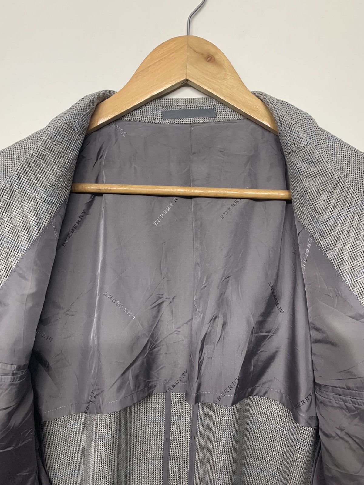 Burberry Burberry Blazer Two Button Ups Size US M / EU 48-50 / 2 - 7 Thumbnail