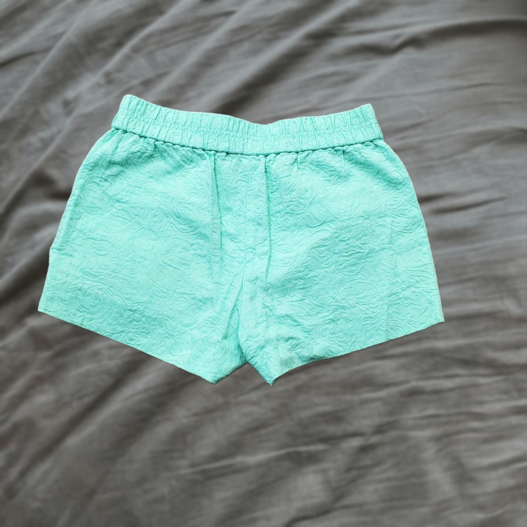J.Crew J.CREW Shorts Womens Size 00 Blue Stretch 4" Inseam Mid Rise Regular Fit Pull On Size 24" / US 00 / IT 34 - 1 Thumbnail