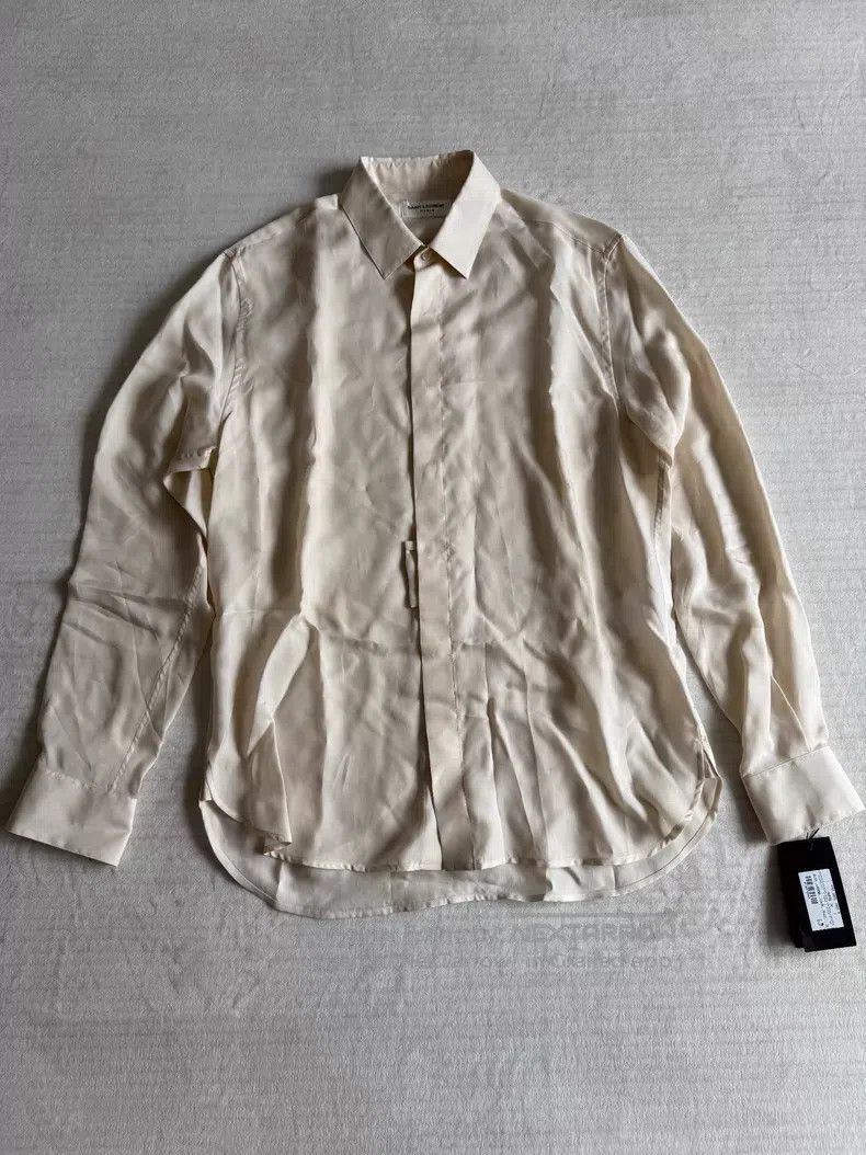 Saint Laurent Paris Saint Laurent Paris size 38 Silk Shirt i Size US M / EU 48-50 / 2 - 1 Thumbnail
