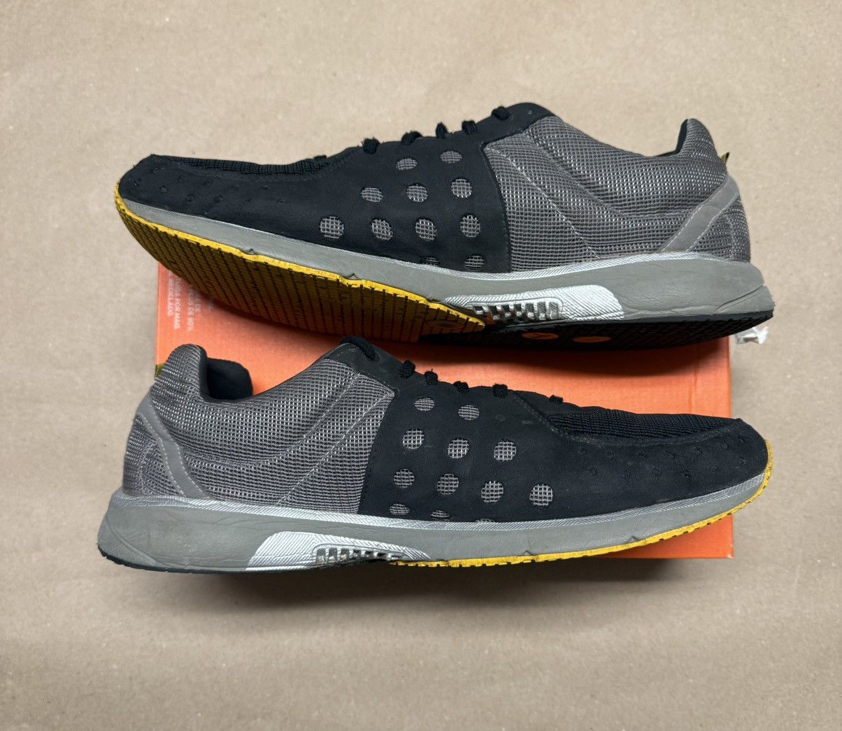 Puma Puma Faas 300 Black Grey Mens size 14 Casual Shoes Rare! Size US 14 / EU 47 - 2 Thumbnail
