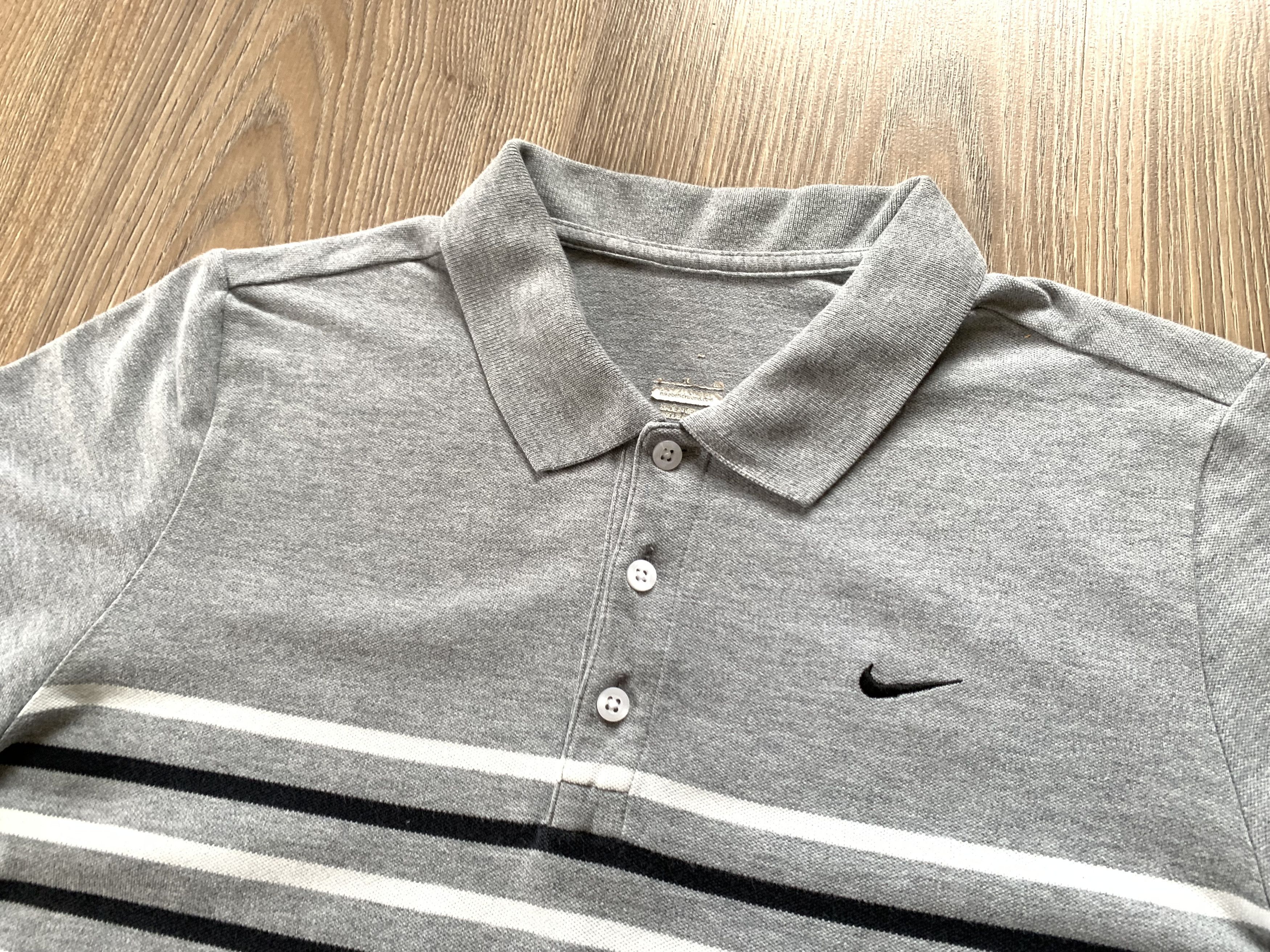 Nike Youth Nike Striped Grey Polo Shirt Size US XS / EU 42 / 0 - 4 Thumbnail