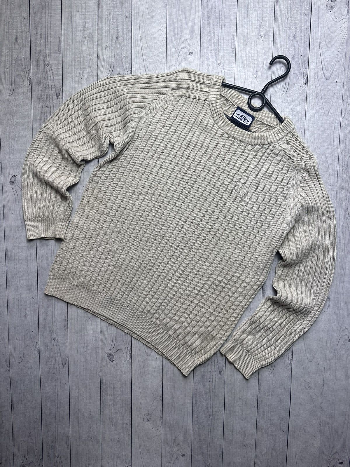 Other Vintage Umbro logo sweater size M beige avant-garde Size US M / EU 48-50 / 2 - 1 Thumbnail