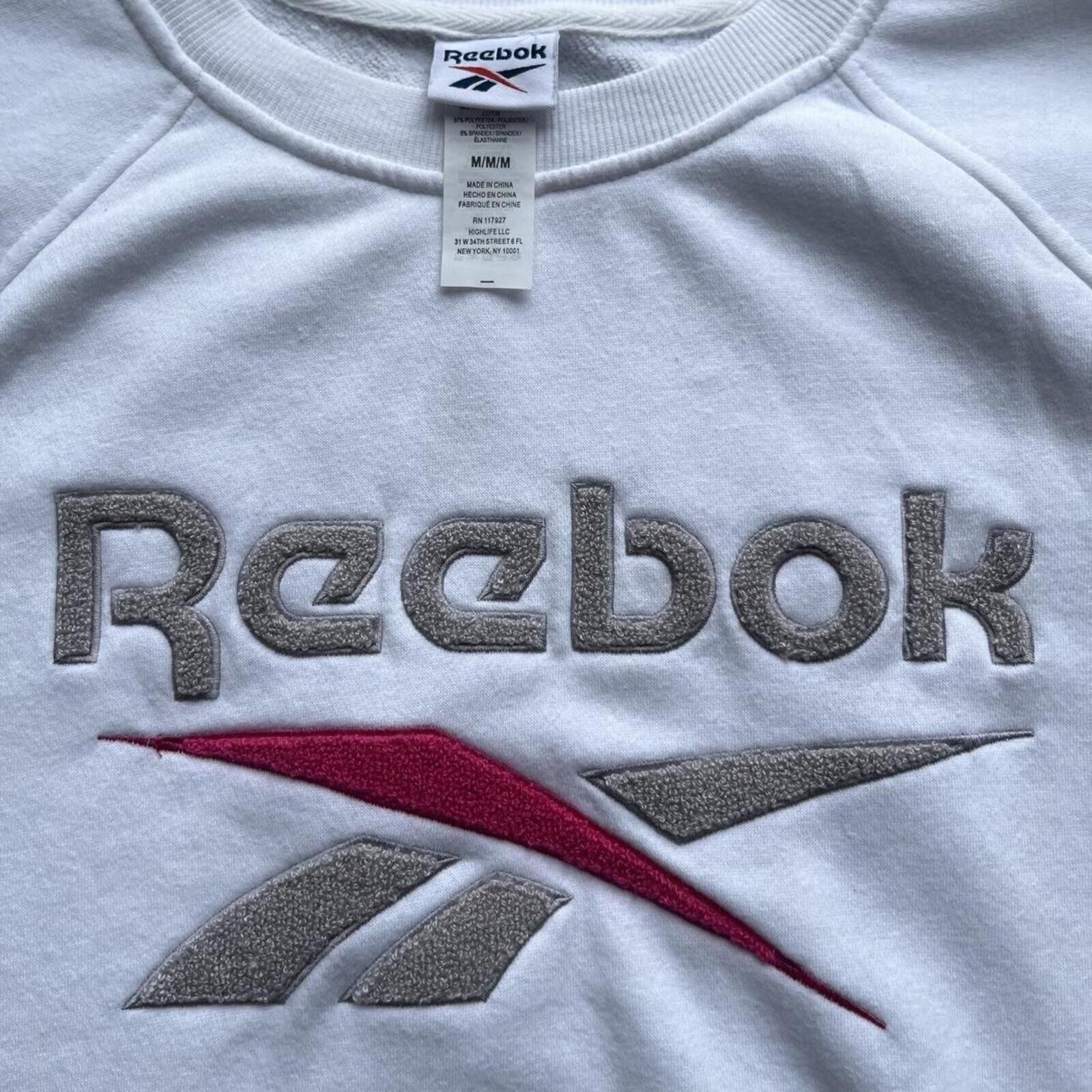 Reebok Reebok Sweater Raised Logo Lettering Pullover Size Medium Size M / US 6-8 / IT 42-44 - 3 Thumbnail