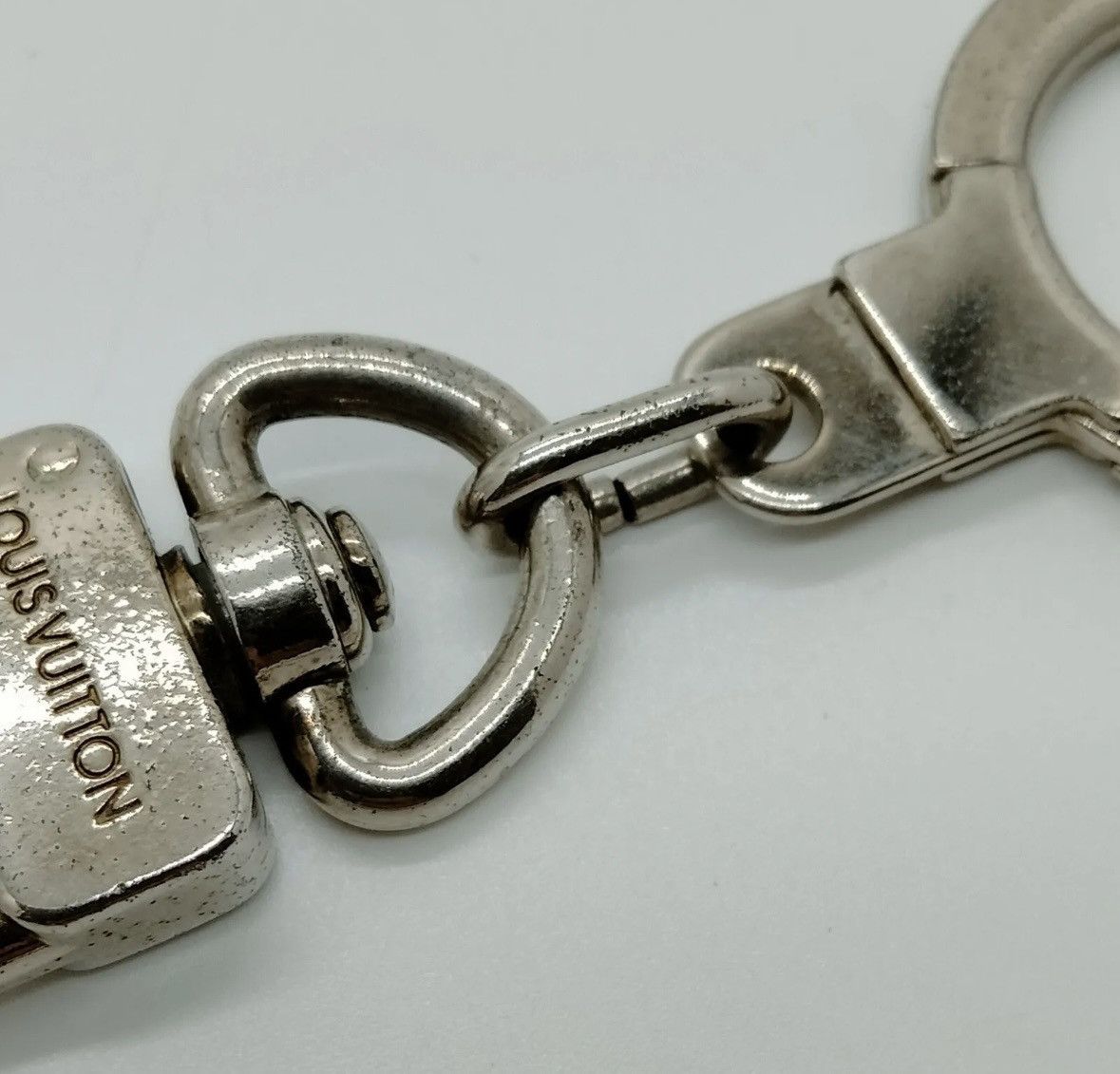 Louis Vuitton Louis Vuitton Key Ring Size ONE SIZE - 7 Thumbnail