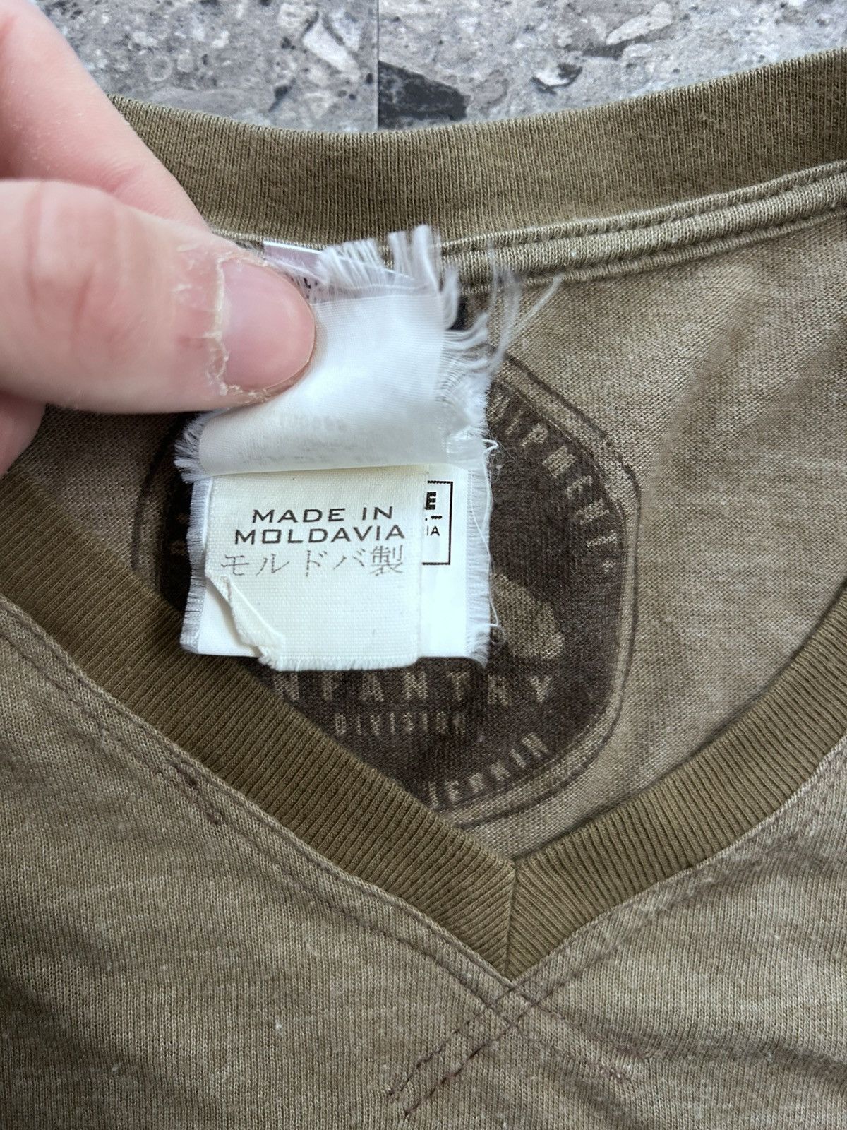 Designer × Dolce & Gabbana S/S 2003 dolce and gabbana “Army” shirt Size US M / EU 48-50 / 2 - 4 Thumbnail
