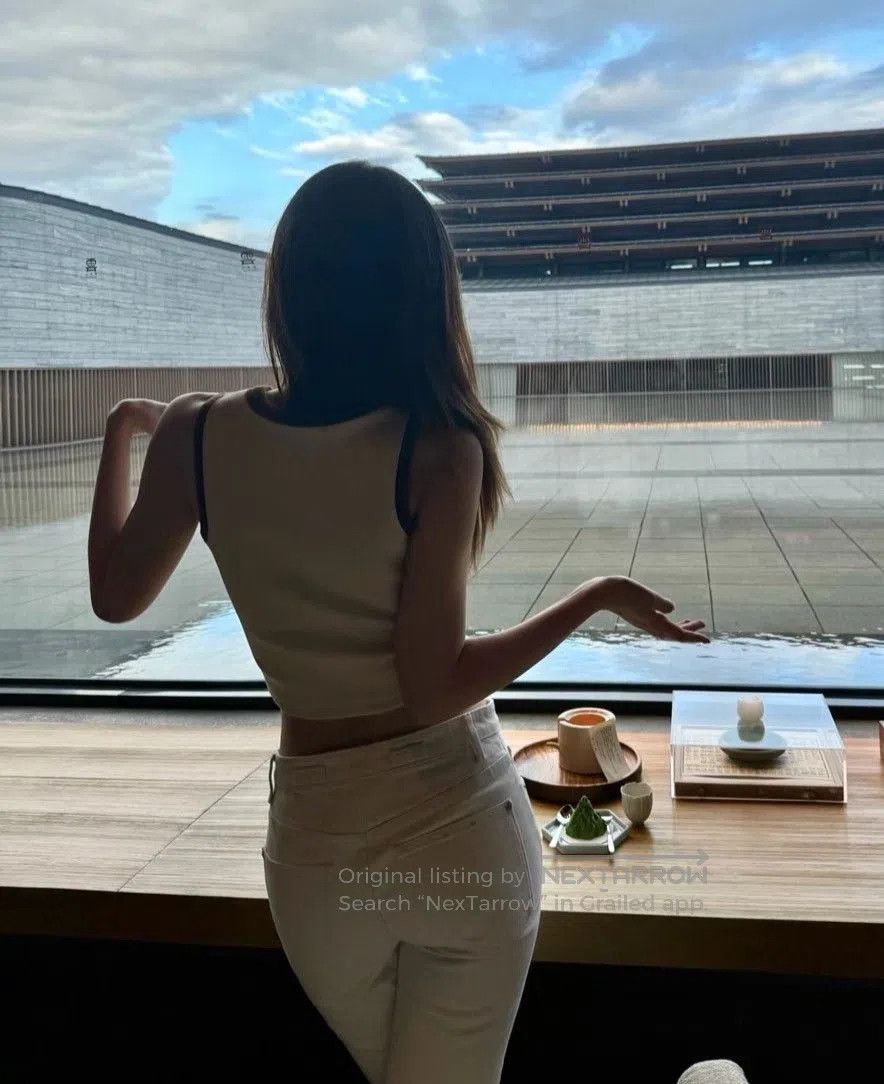 Miu Miu MiuMiu 24SS Beige Colorblock Logo Knit Camisole. Size XS / US 0-2 / IT 36-38 - 6 Thumbnail
