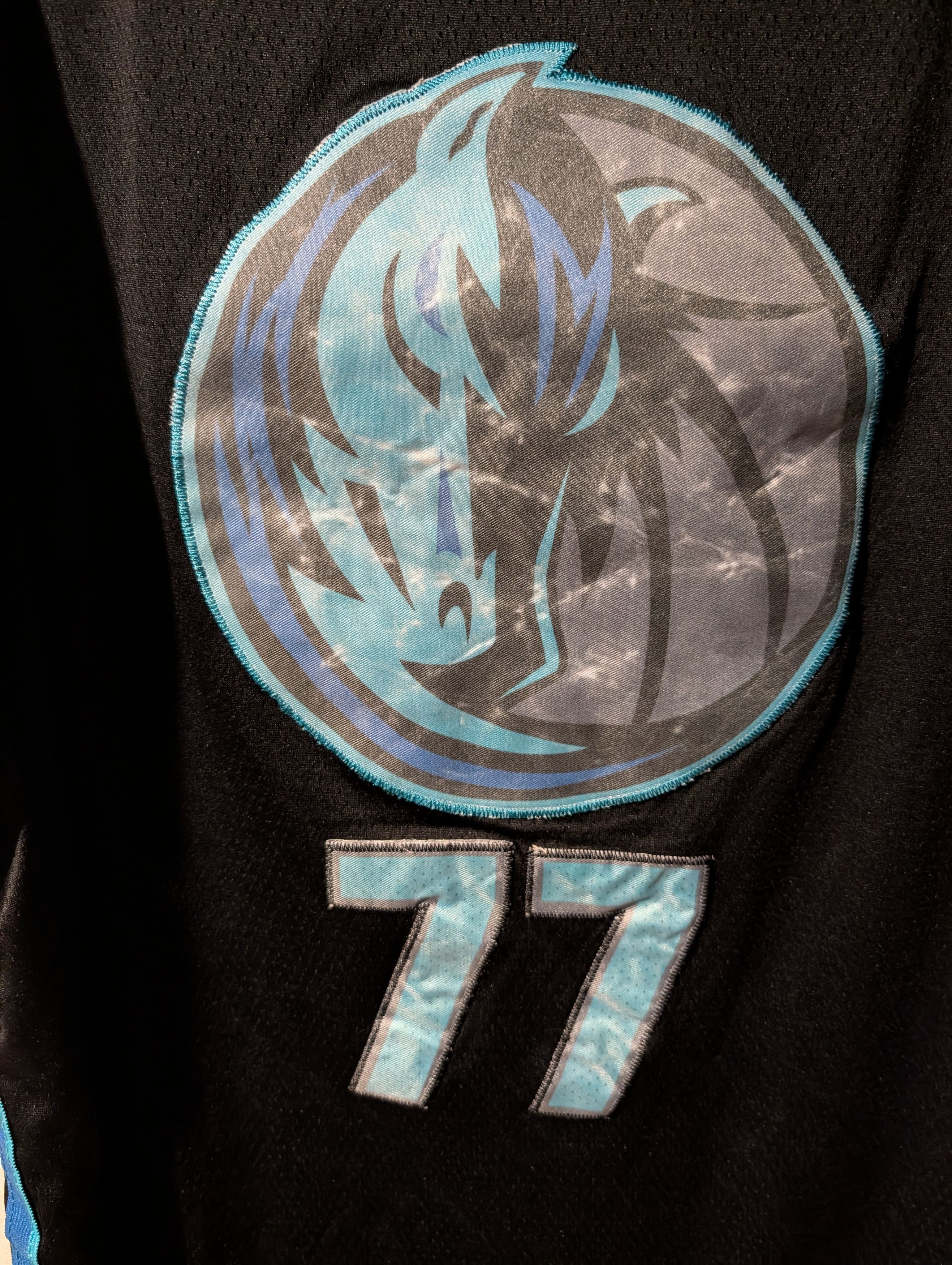 Nike LUKA DONCIC Dallas Mavericks Jersey Nike Black City Edition Size US XL / EU 56 / 4 - 2 Thumbnail