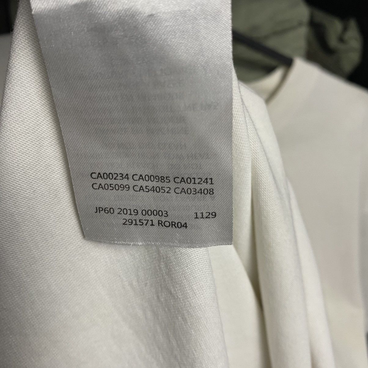 McQ Alexander McQueen Luxury MCQ Alexander McQueen Big logo designer white tee Size US XL / EU 56 / 4 - 10 Thumbnail
