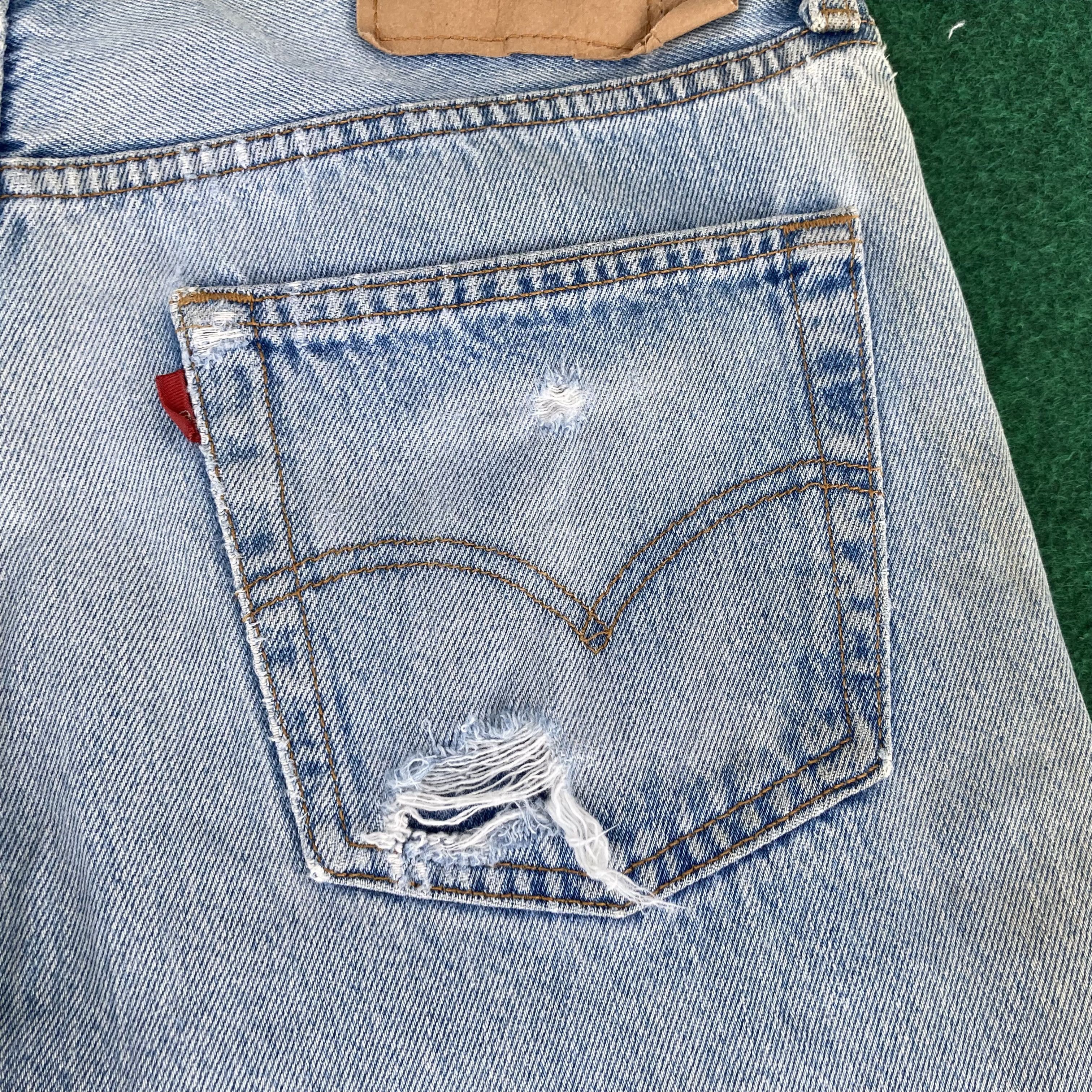 Levi's × Vintage Vtg Levis 501 Distressed Ripped Stains Sz 32 Jeans Size US 32 / EU 48 - 13 Thumbnail
