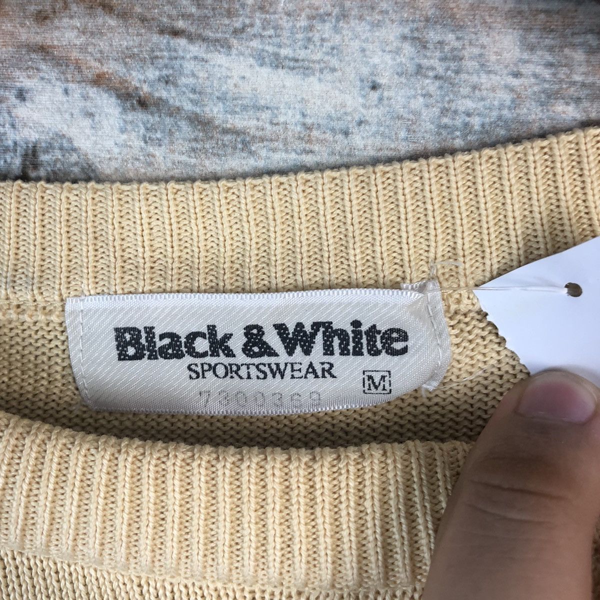 Homespun Knitwear DL Black White sportwear vintage japan Beige Knitwear #C686 Size US M / EU 48-50 / 2 - 10 Thumbnail
