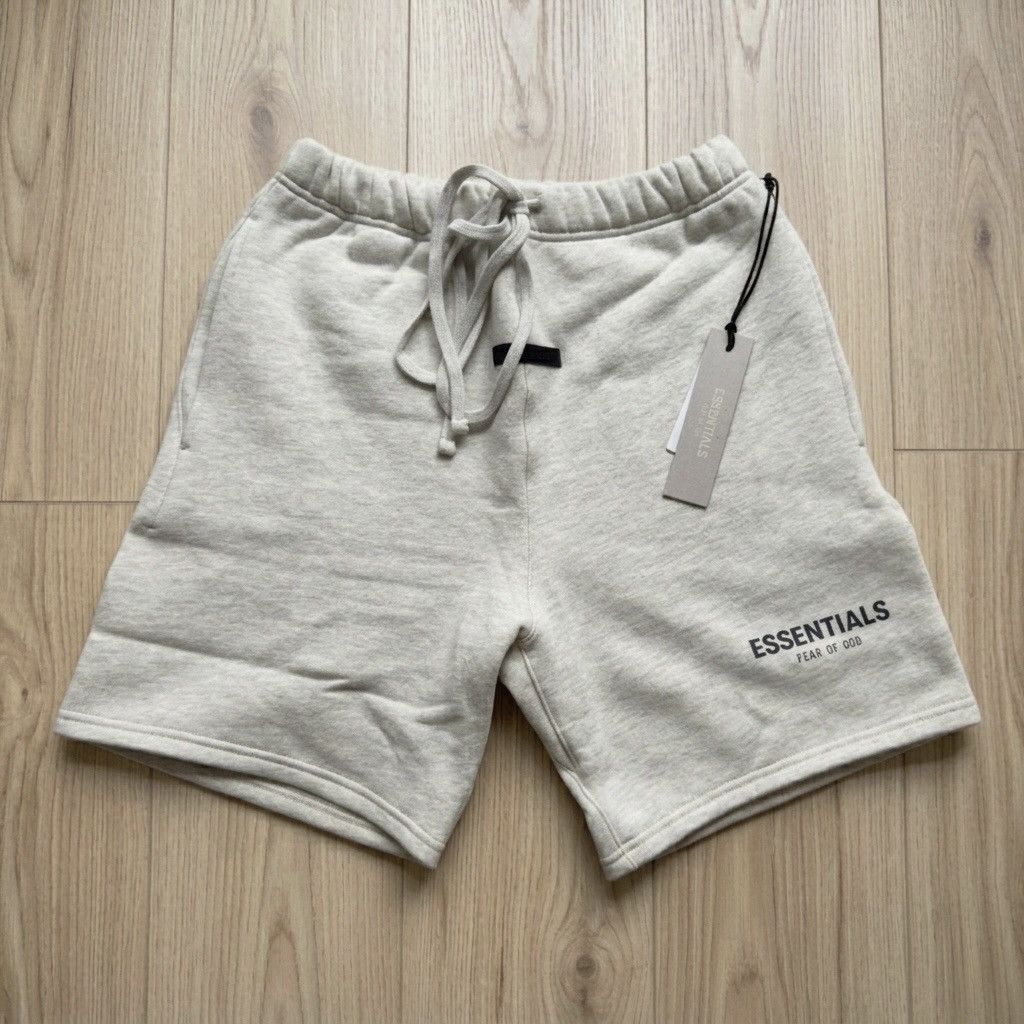 Essentials FEAR OF GOD ESSENTIAL OATMEAL DWEATSHORT Size US 28 / EU 44 - 1 Thumbnail