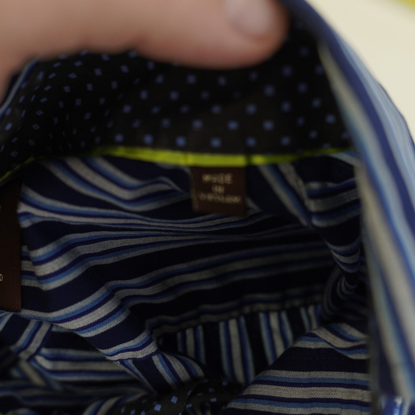 Tailorbyrd Tailorbyrd Blue Striped Flip Cuff Pocket Front Button Down S Size US S / EU 44-46 / 1 - 12 Thumbnail