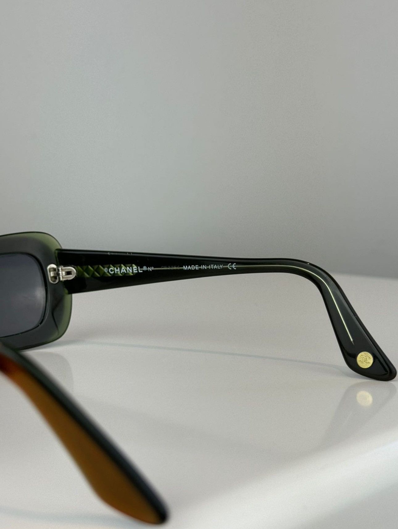 Chanel CHANEL VINTAGE SUNGLASSES Size ONE SIZE - 6 Thumbnail