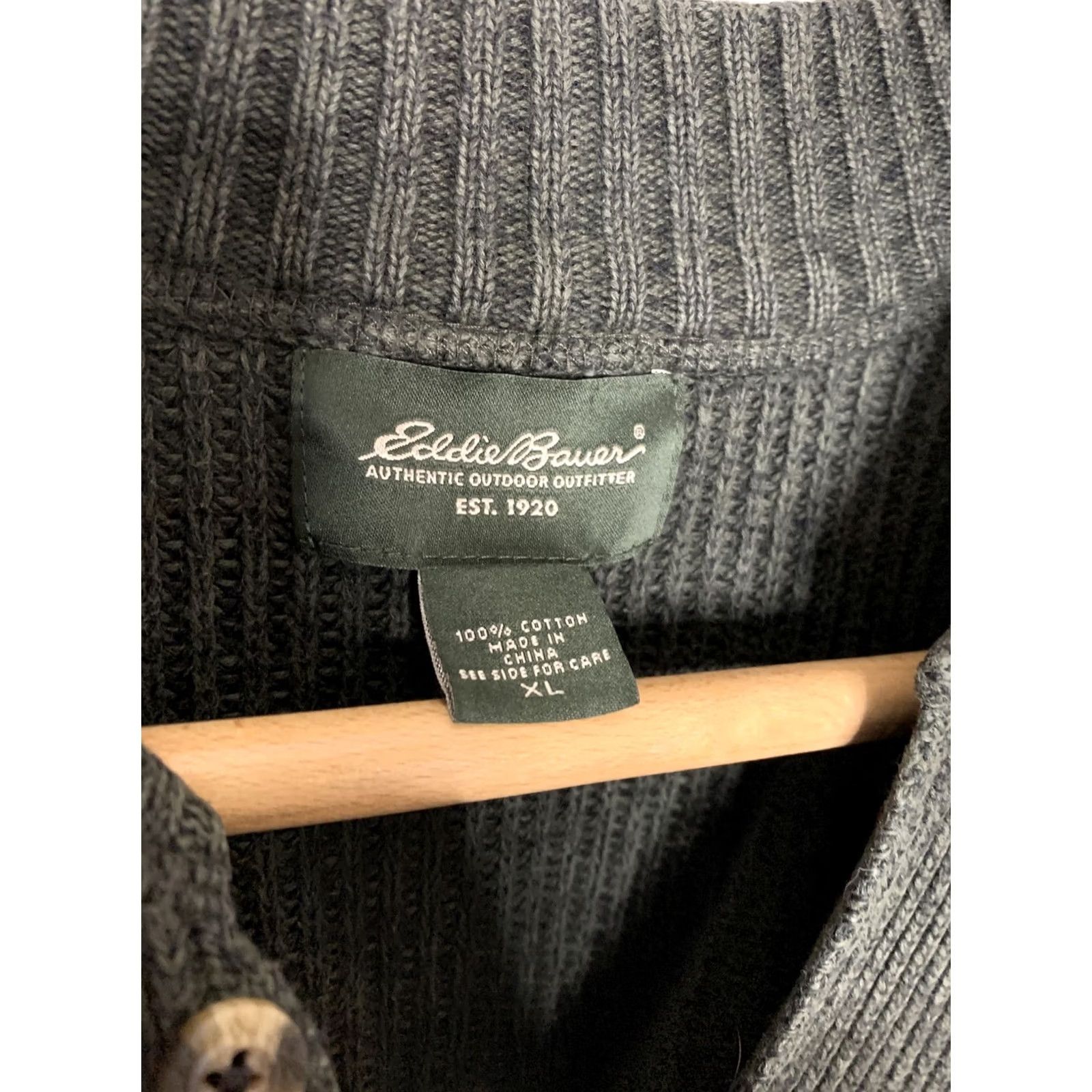 Eddie Bauer VINTAGE Eddie Bauer Men’s XL Knit 1/4 Button Up Sweater Pullover Gray/Green Size US XL / EU 56 / 4 - 3 Thumbnail