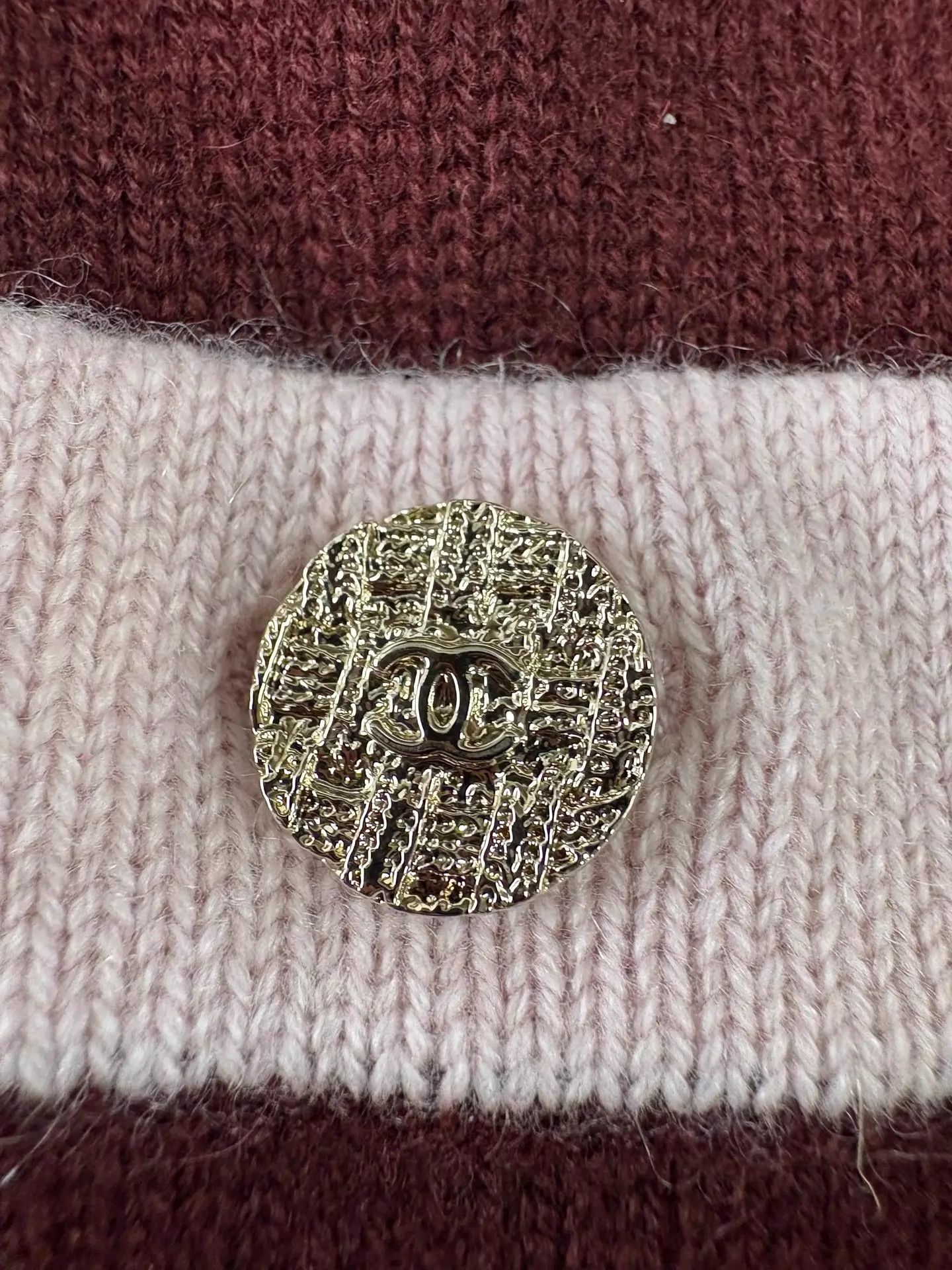 Chanel Chanel 25A Brown & Pink Cashmere Knit Mini Skirt 36 Size 26" / US 2 / IT 38 - 4 Thumbnail