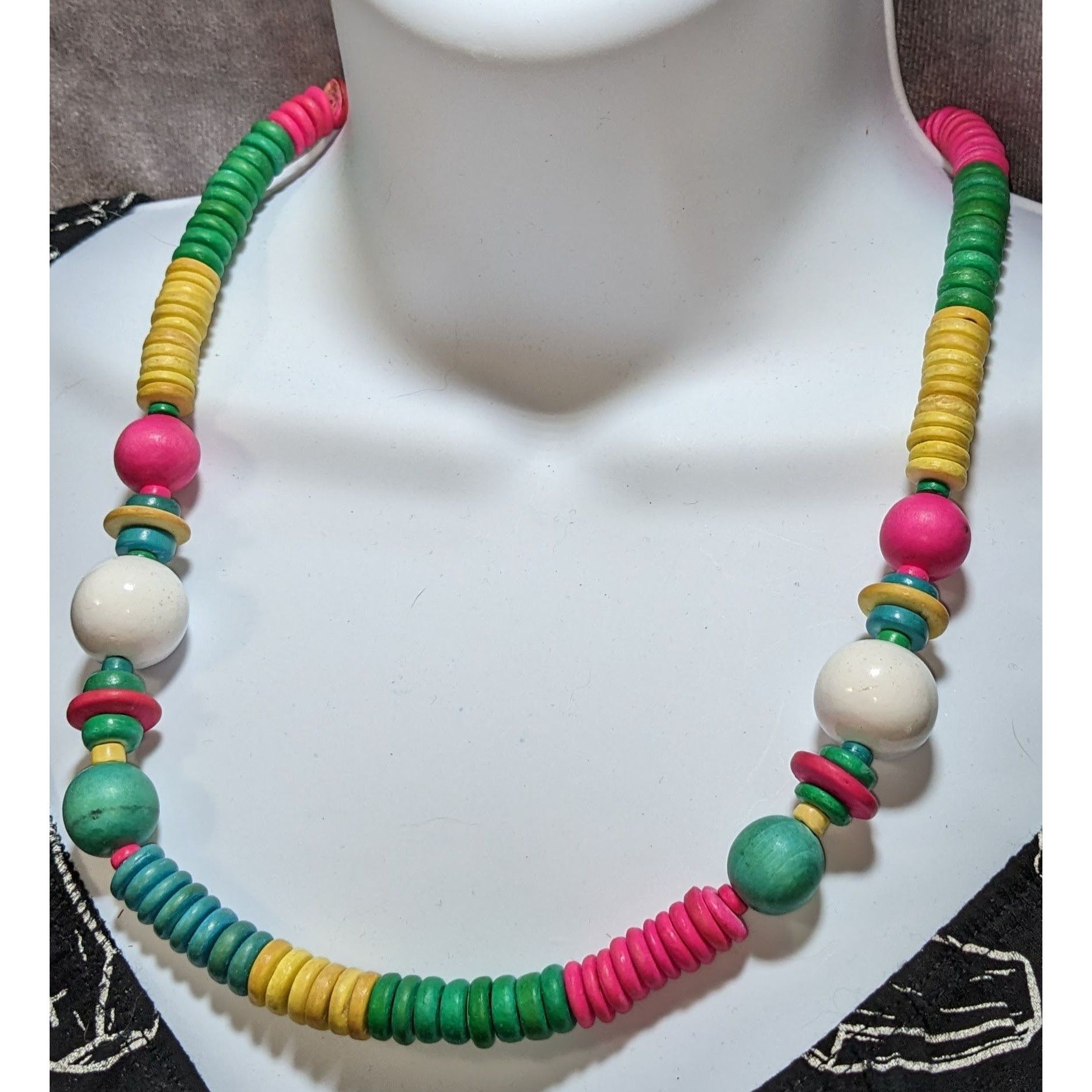 Other Vintage Rainbow Wood Beaded Necklace Size ONE SIZE - 5 Thumbnail