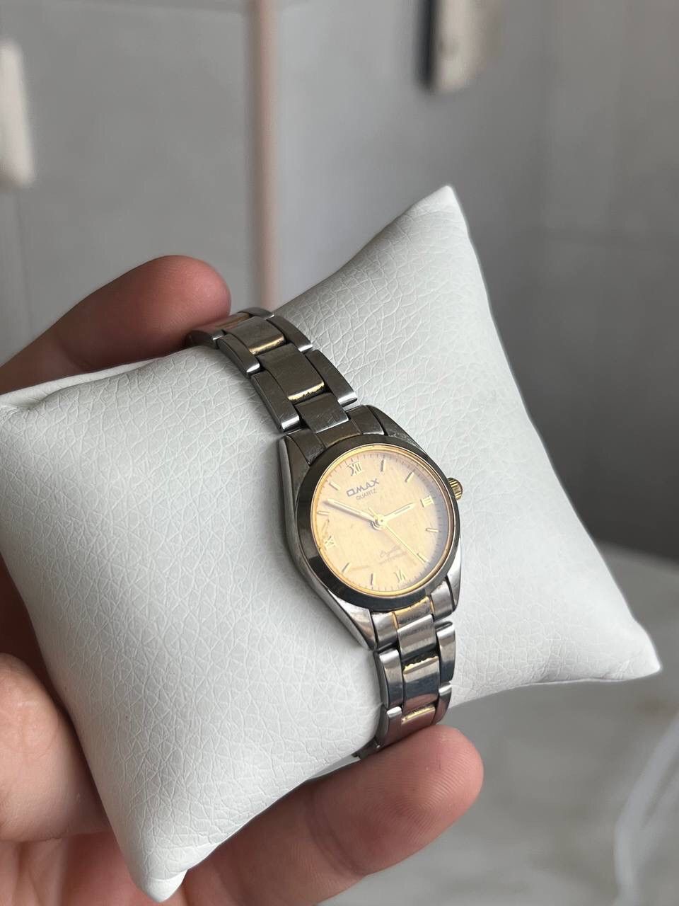 Japanese Brand × Vintage Vintage Japanese style futuristic Watch Omax y2k Yellow Dial Size ONE SIZE - 2 Thumbnail