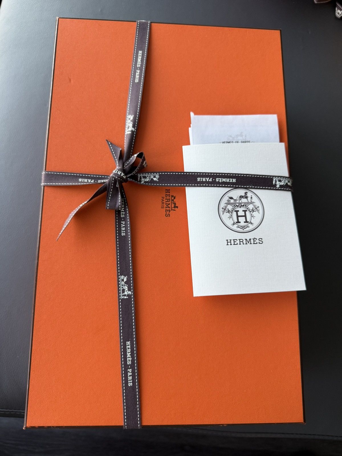 Hermes Brand New Full Set Hermes H Logo Sneaker Limited Edition Size US 10.5 / EU 43-44 - 4 Thumbnail