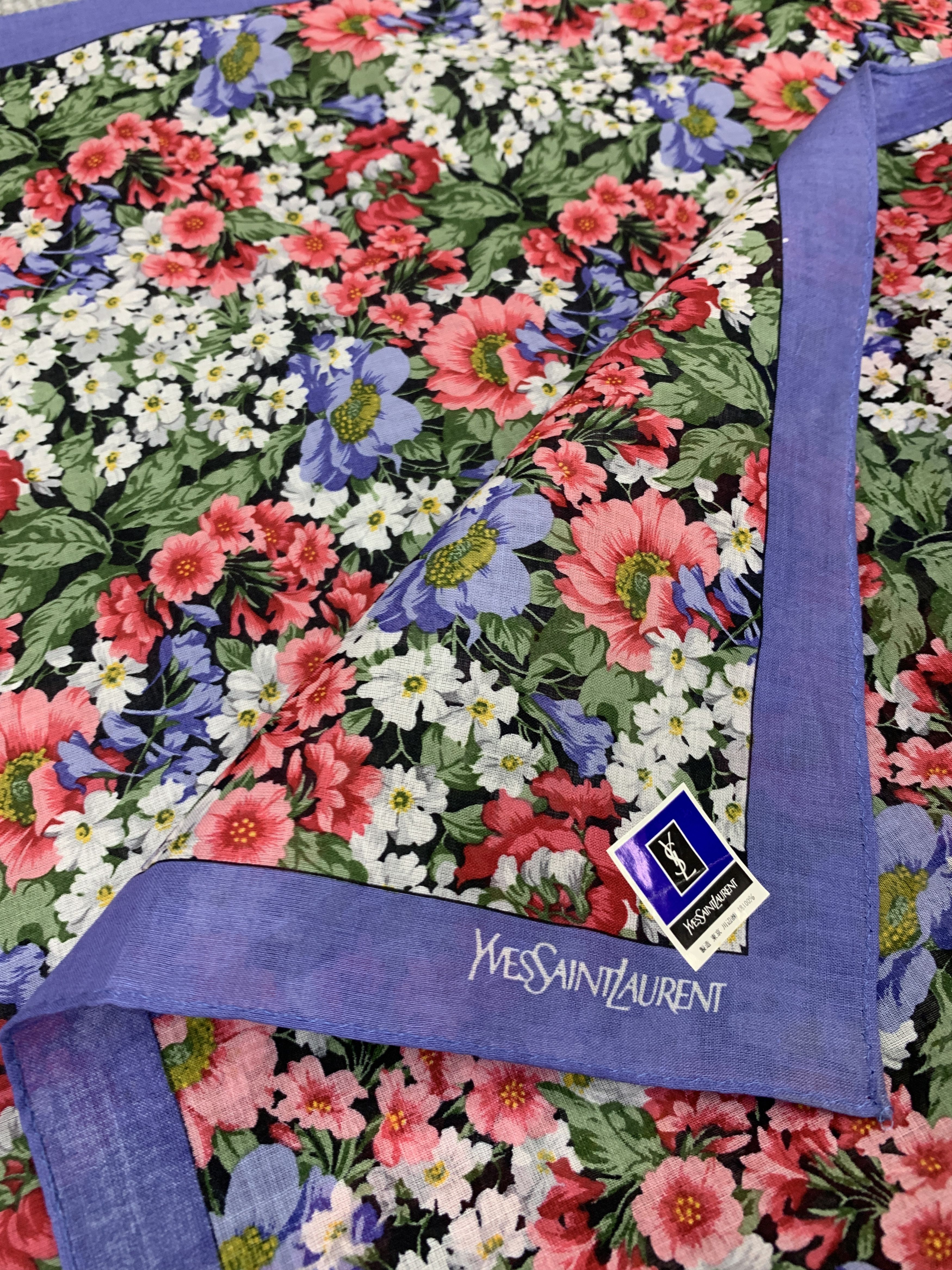 Vintage × Yves Saint Laurent Vintage Yves Saint Laurent Neckerchief/Handkerchief - HKA962 Size ONE SIZE - 8 Thumbnail