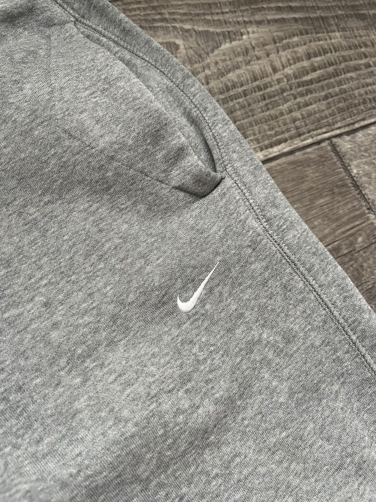 Nike Vintage Y2K Baggy Light Gray Nike Sweatpants Size L Size US 34 / EU 50 - 10 Thumbnail