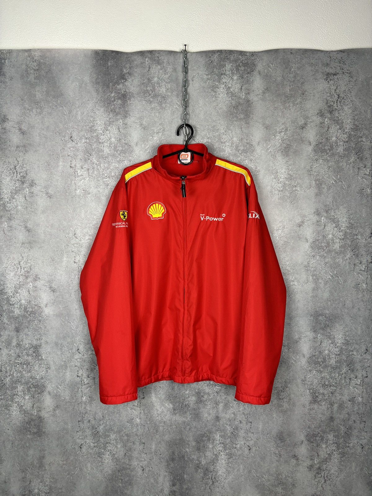 Ferrari × Vintage Shell V-Power Polyester Red Jacket Size US L / EU 52-54 / 3 - 1 Thumbnail