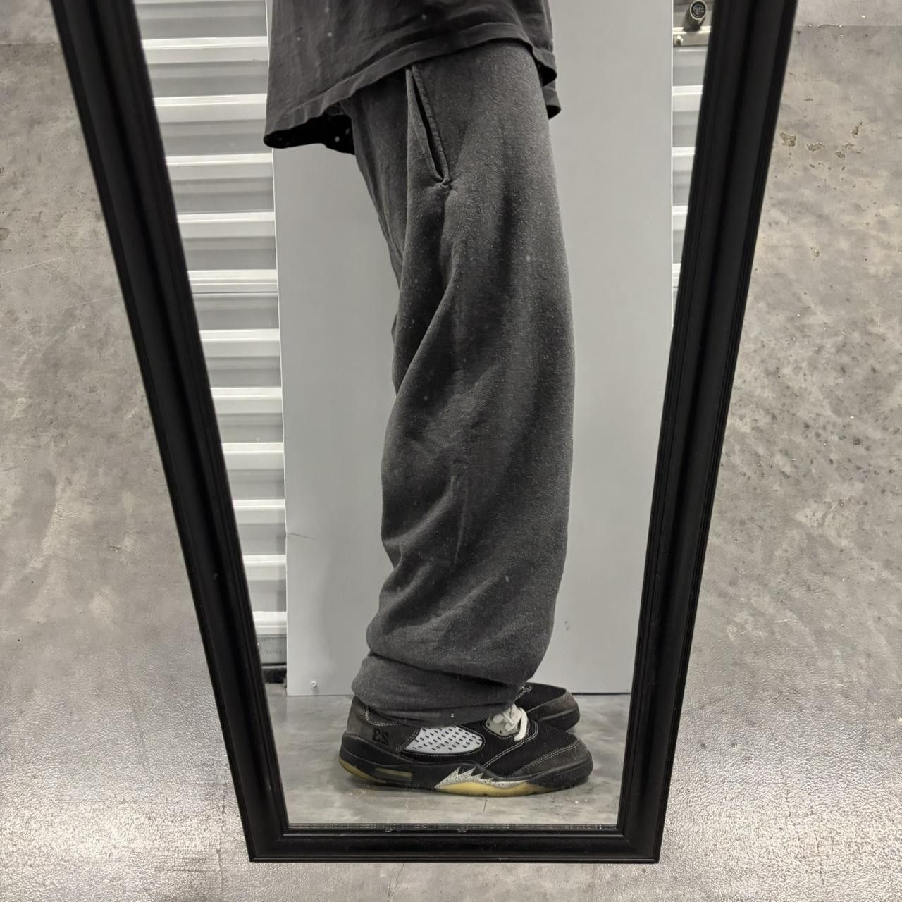 Japanese Brand × Vintage Crazy Vintage Y2K/2000s Faded Grey Skater Essential Sweatpants! Size US 32 / EU 48 - 2 Thumbnail