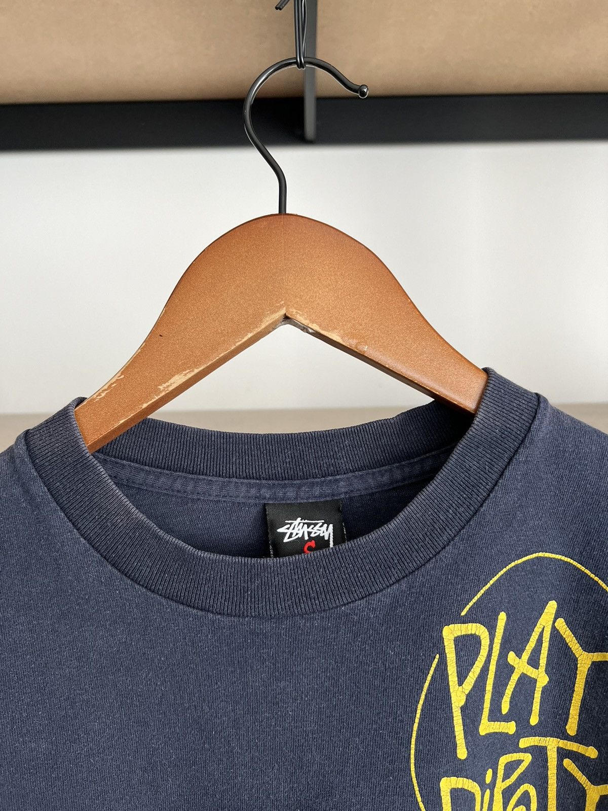 Stussy Vintage 2000s Stussy Undefeated Play Dirty Tokyo T-shirt Size US S / EU 44-46 / 1 - 12 Thumbnail