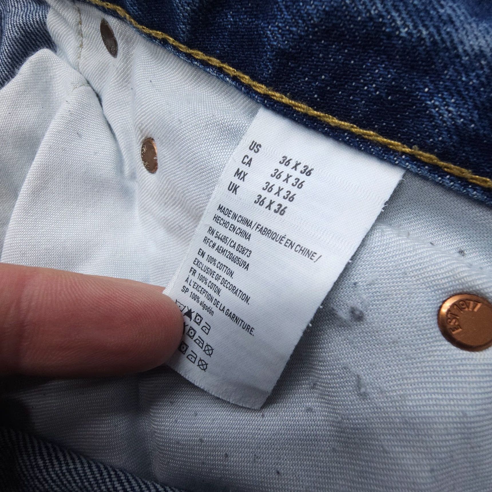 American Eagle Outfitters American Eagle Outfitters Jeans Mens 36 x 33 Hemmed Dark Blue 100% Cotton Straight Denim 5-Pocket USA Theme Mens Size 36 Regular Size US 36 / EU 52 - 5 Thumbnail